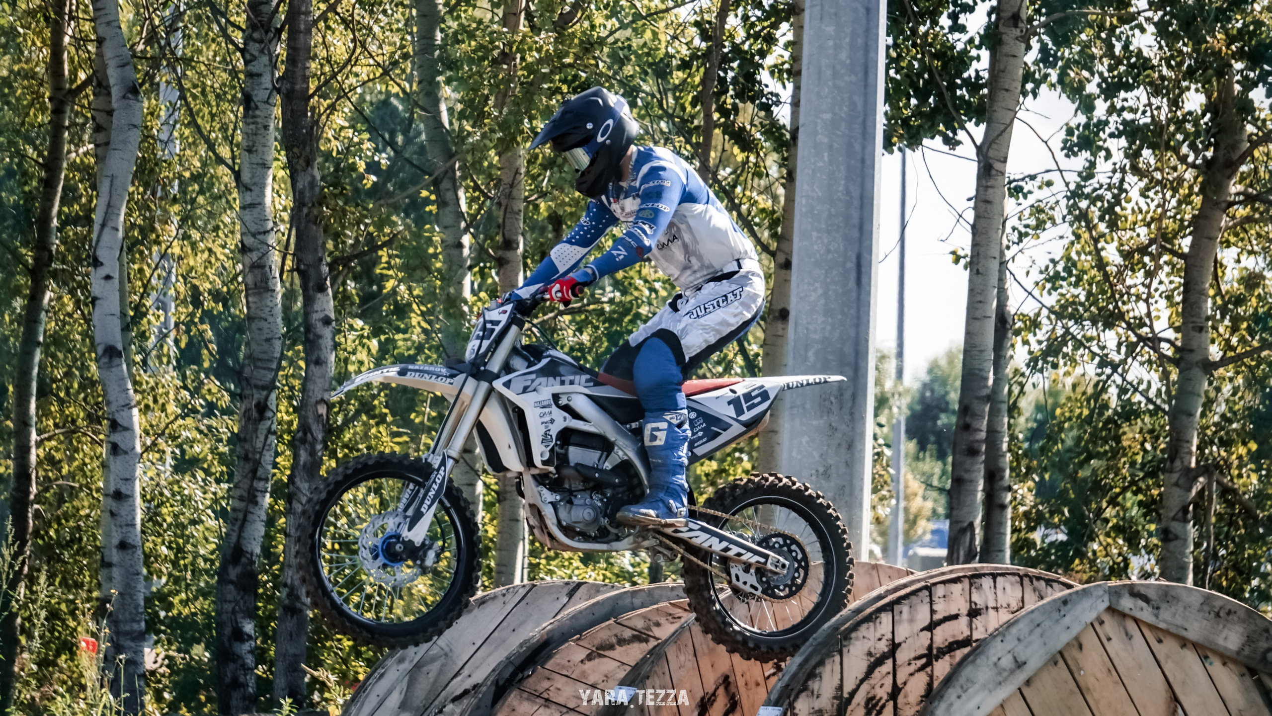 Motocross. Yaratezza production