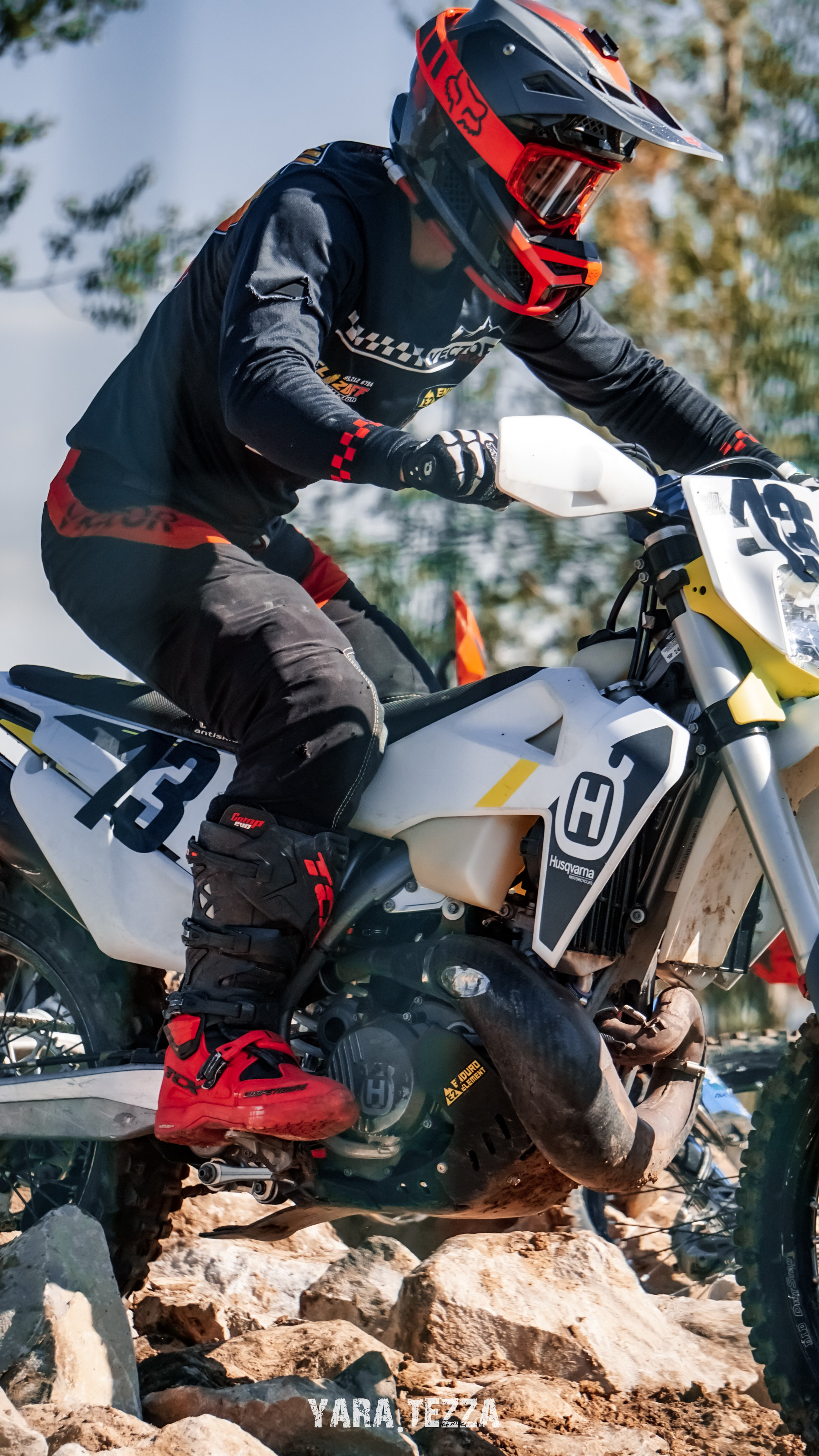 Motocross. Yaratezza production