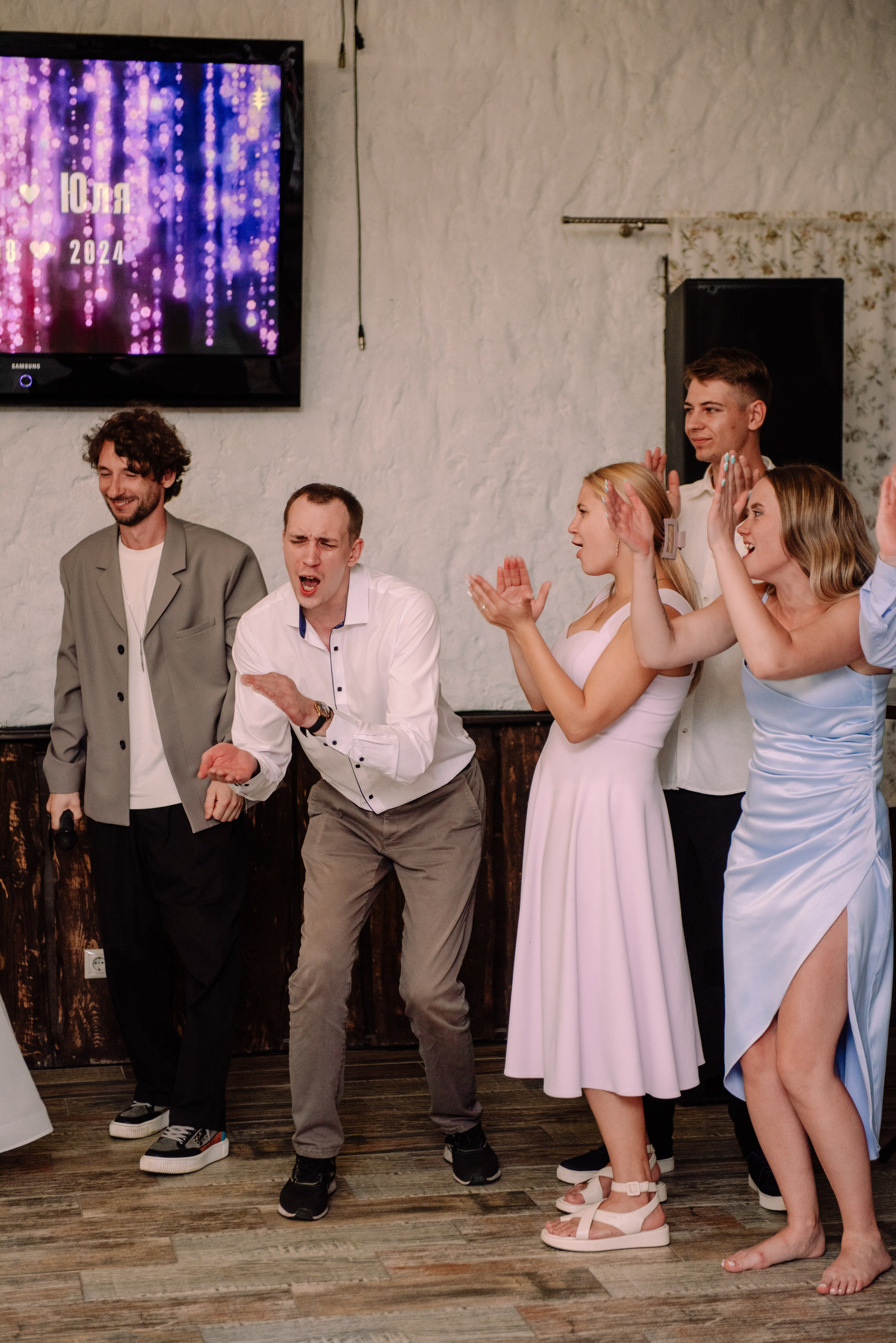 Юля и Саша — душевный банкет. Семейный и свадебный фотограф в Рязани Лиза Голованова