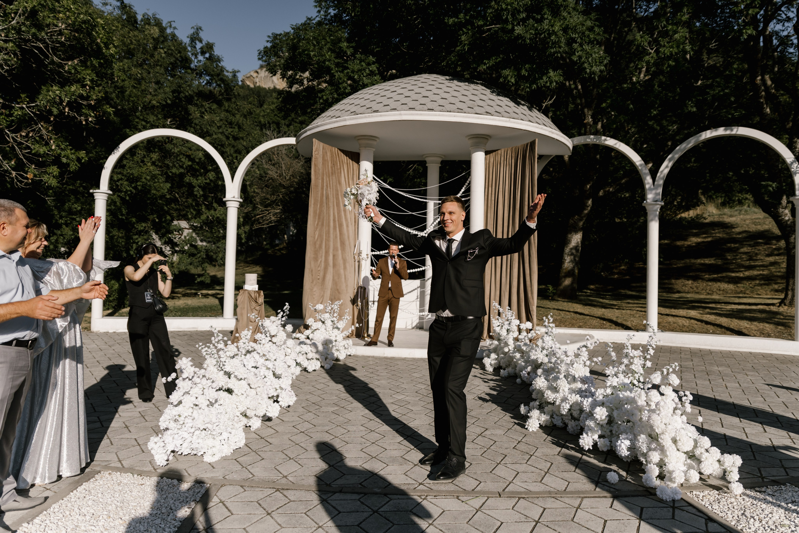 Стас и Полина. Свадебный фотограф в Пятигорске и КМВ Софья Аджикеримова