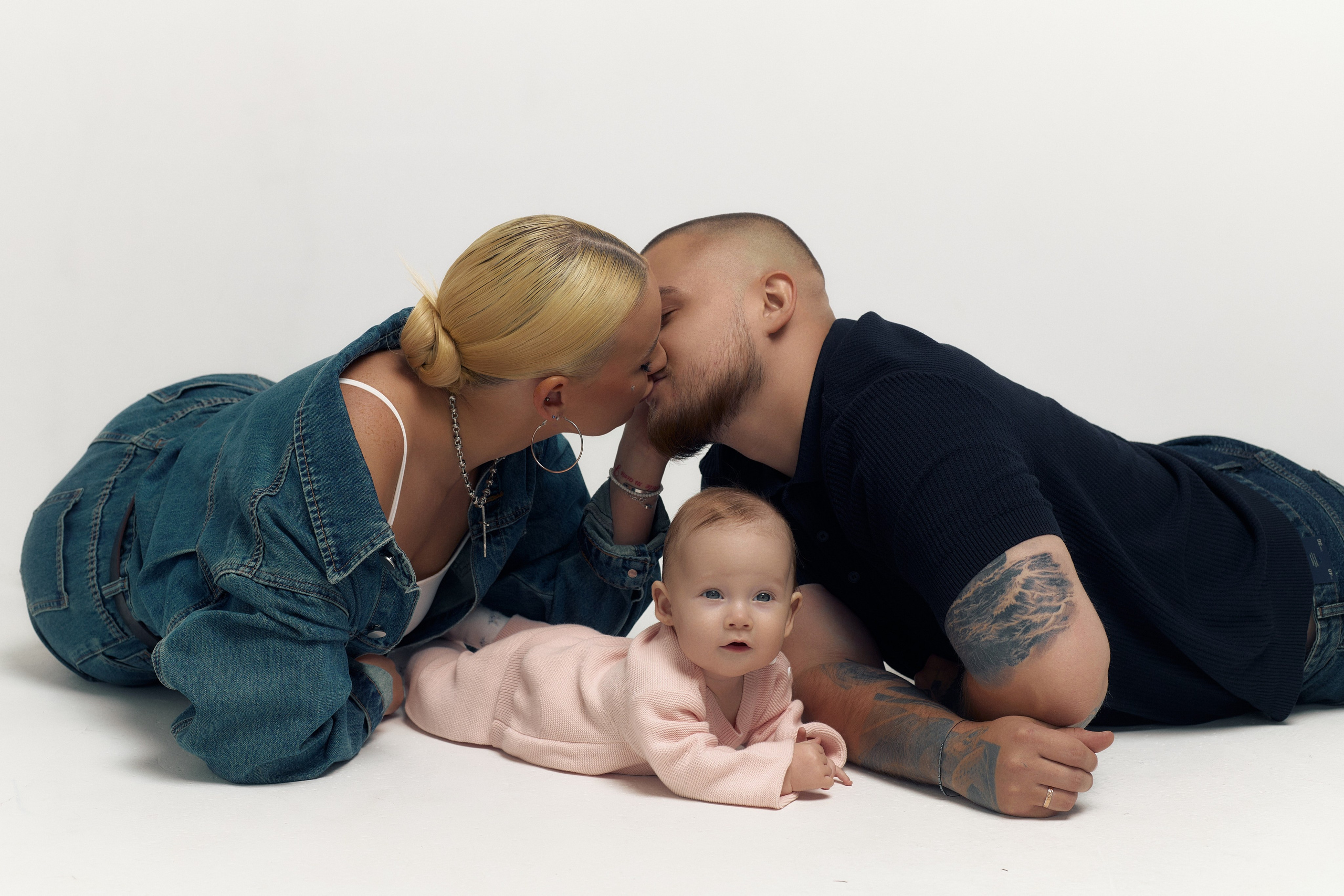 ANASTASIA & ANDREY & AVRORA. Ася Солопова, фотограф Тюмень