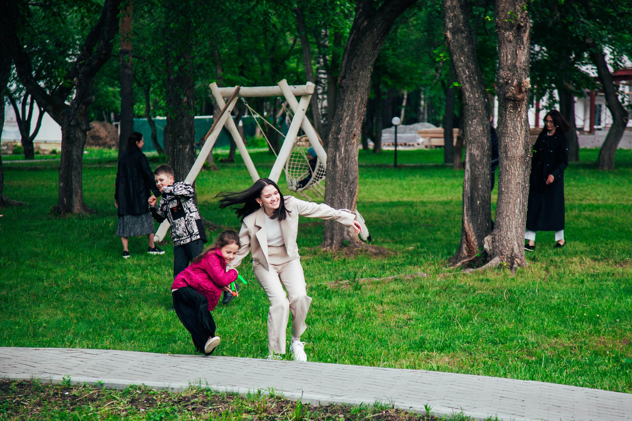 Солнечный. Свадебный фотограф в Екатеринбурге Полевской Соликамск