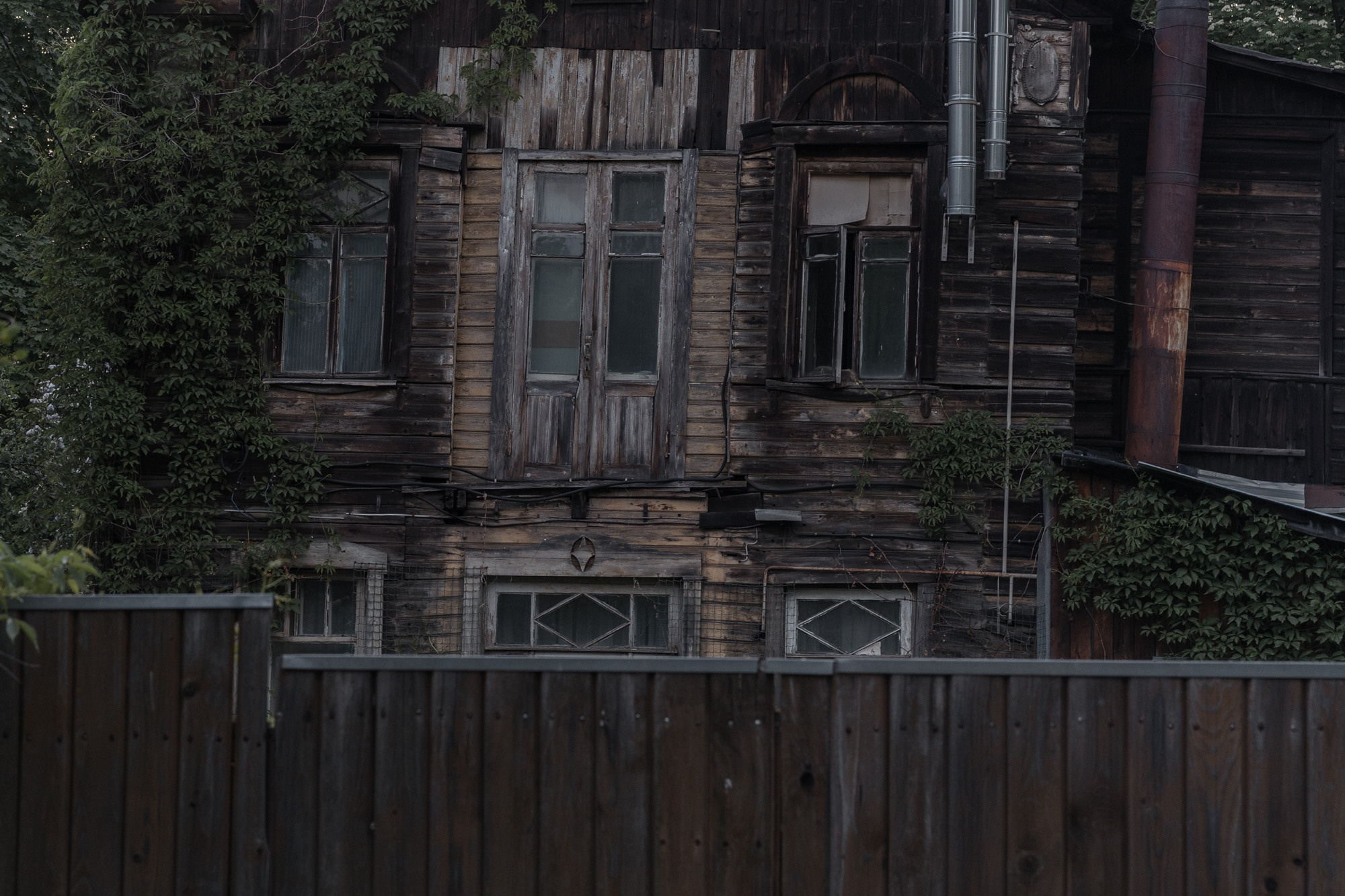 Train to the Dead-End. Mixed-media artist