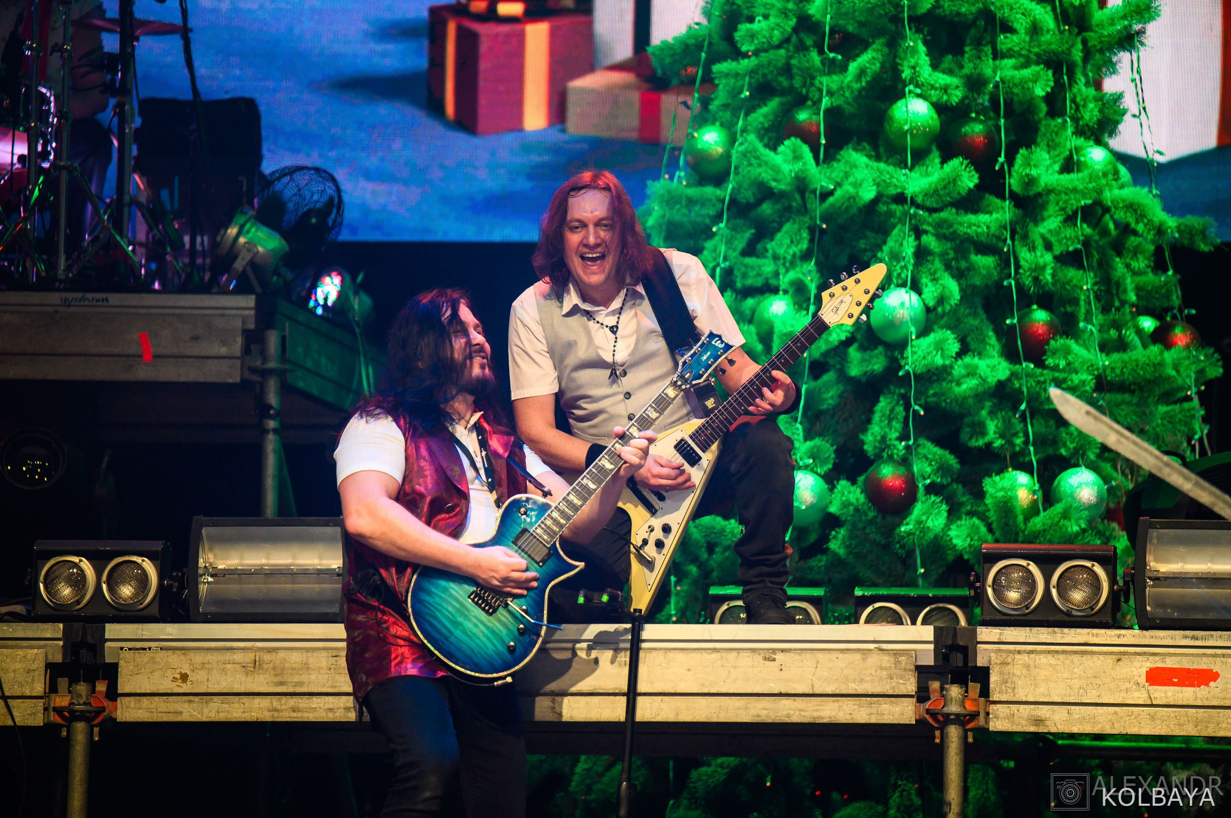 Фоторепортаж с Метал-Елки 2026. Концертный и театральный репортажный фотограф в Москве Александр Колбая