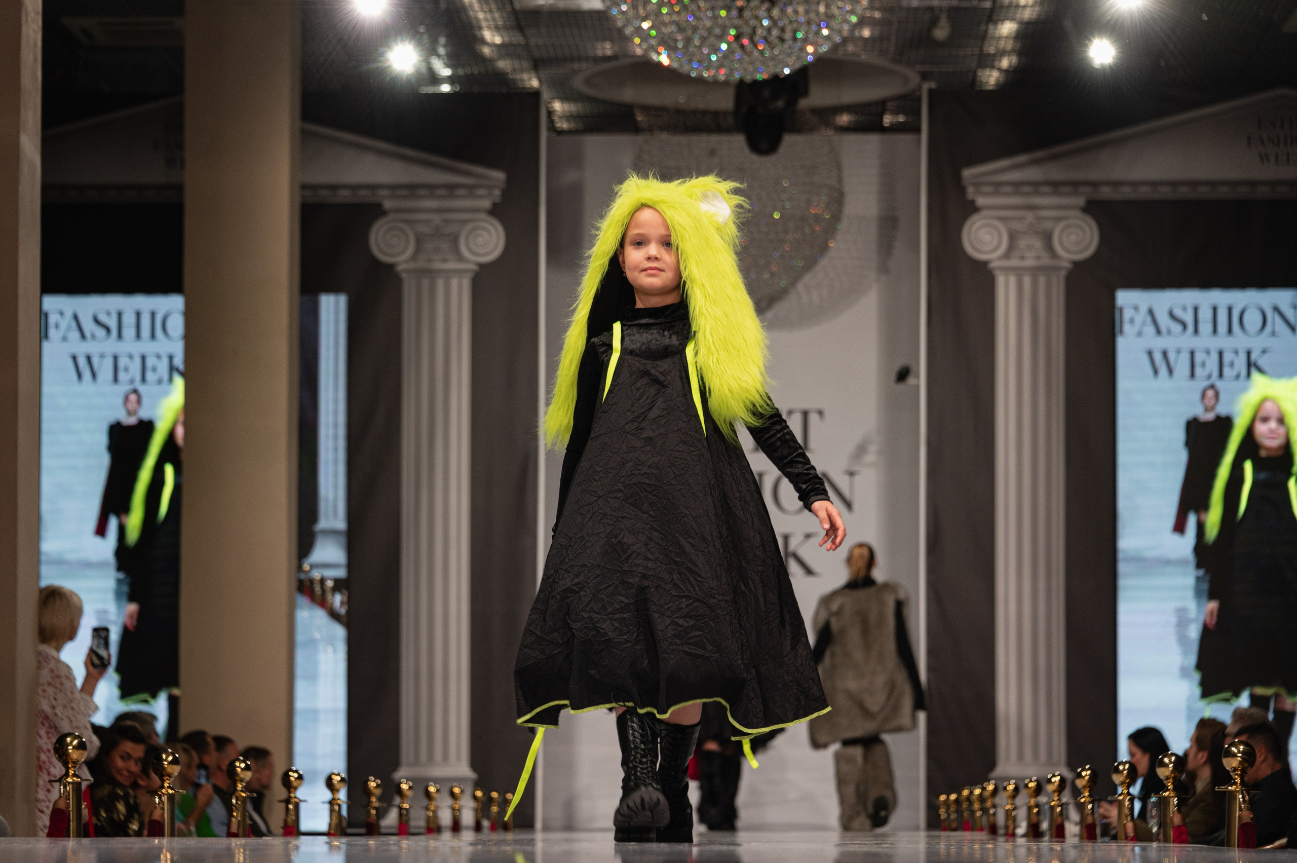 Estet Fashion Week-2023. Фотограф Роман Адлер