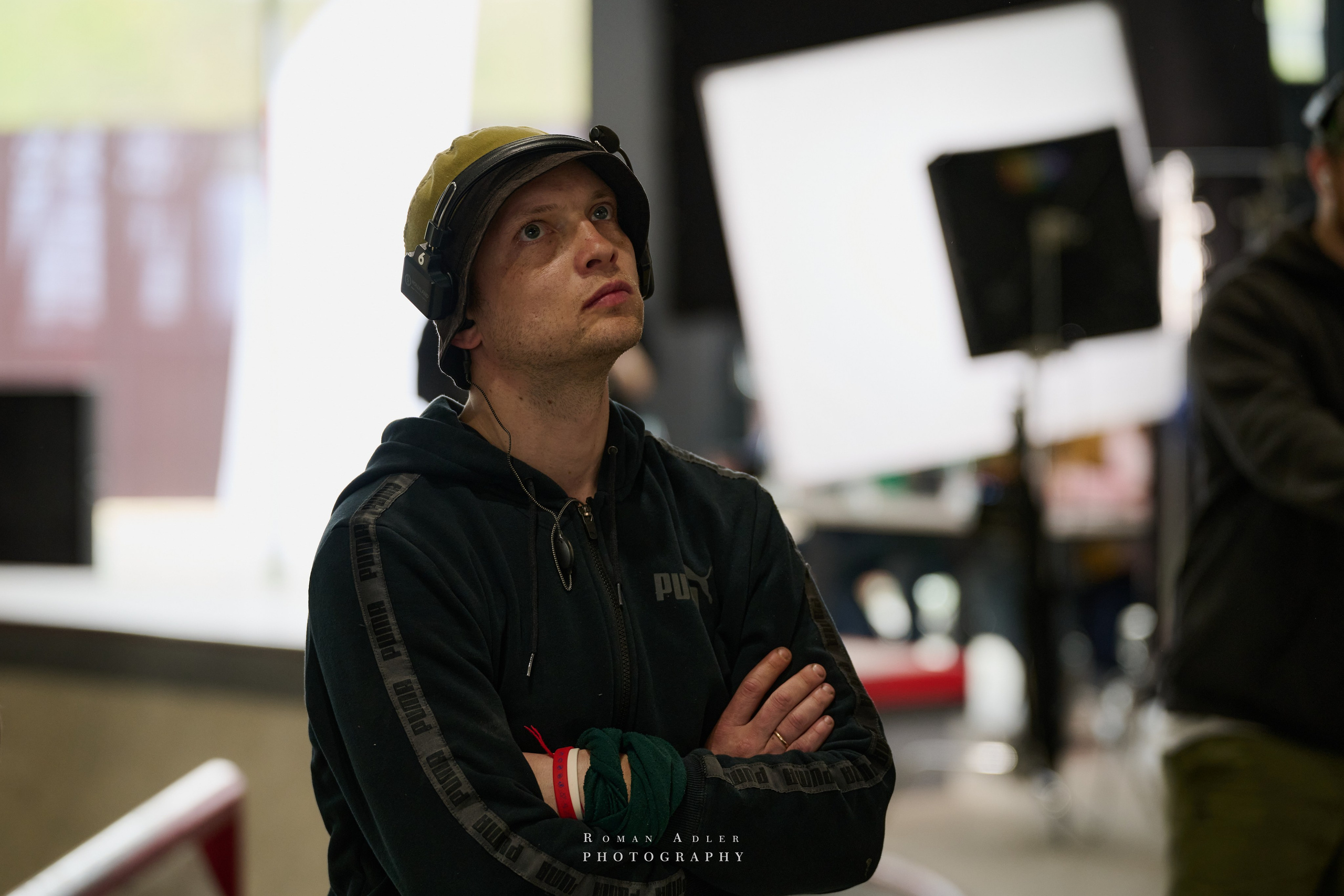 Репортаж со съёмок фильма «Своя в доску». Фотограф Роман Адлер