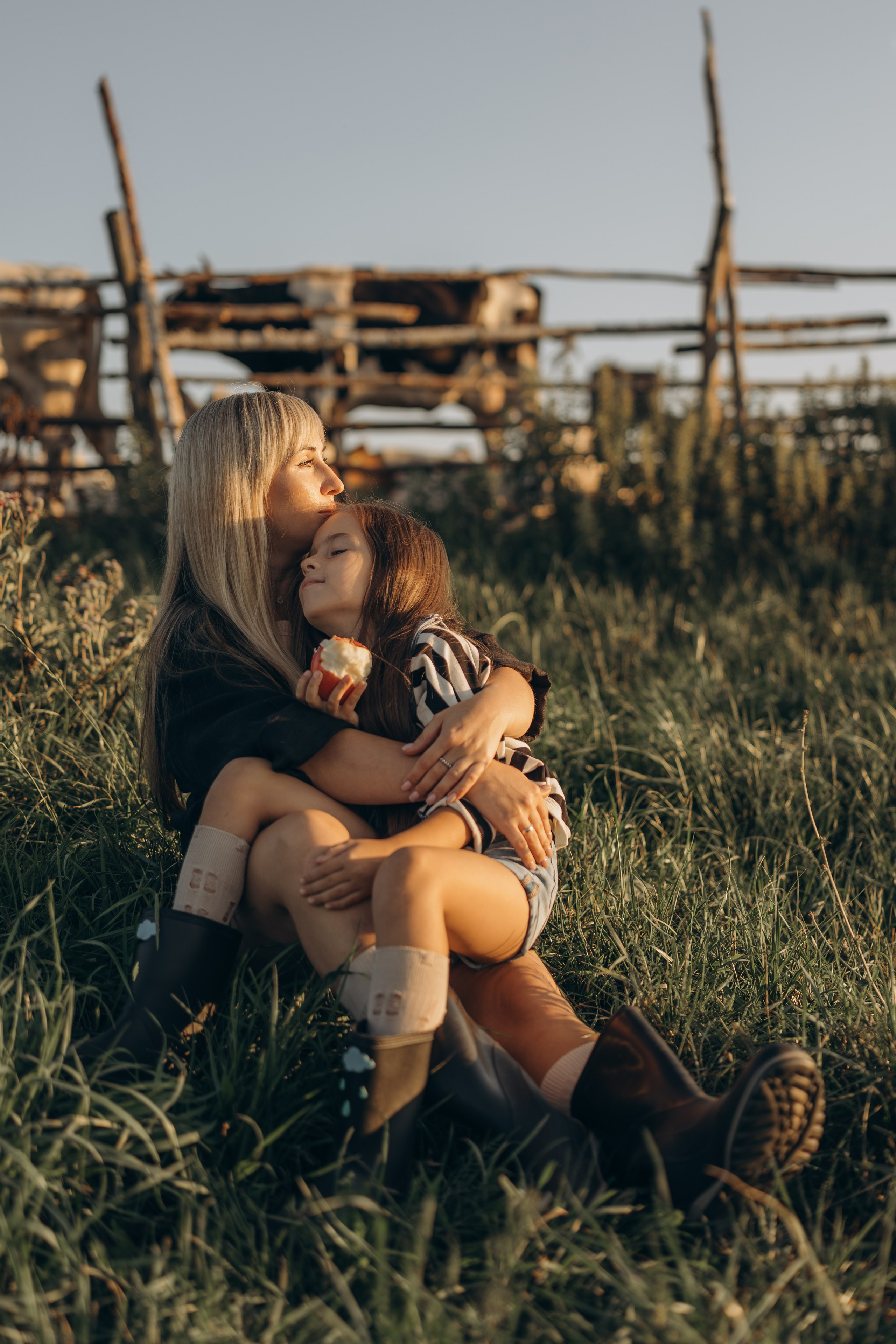 Детство, лошади, природа. Семейный фотограф Москва. Фотограф беременности и материнства Москва