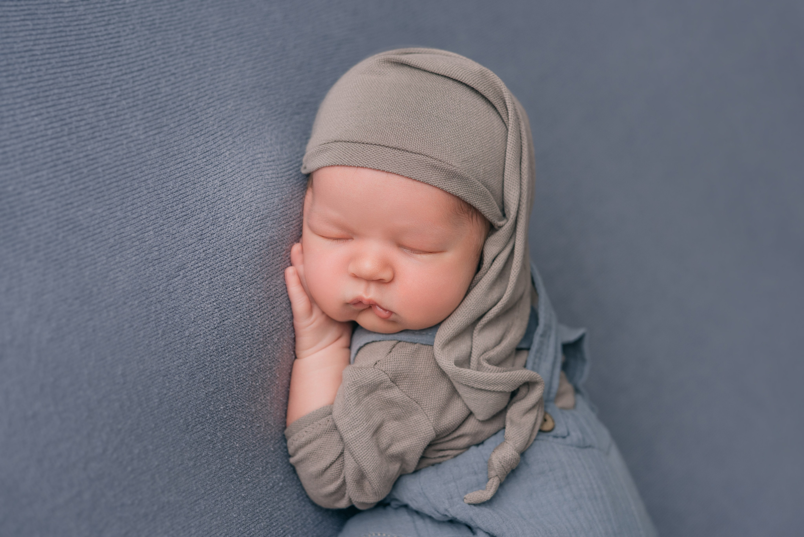 Василий. Фотограф новорожденных Белгород