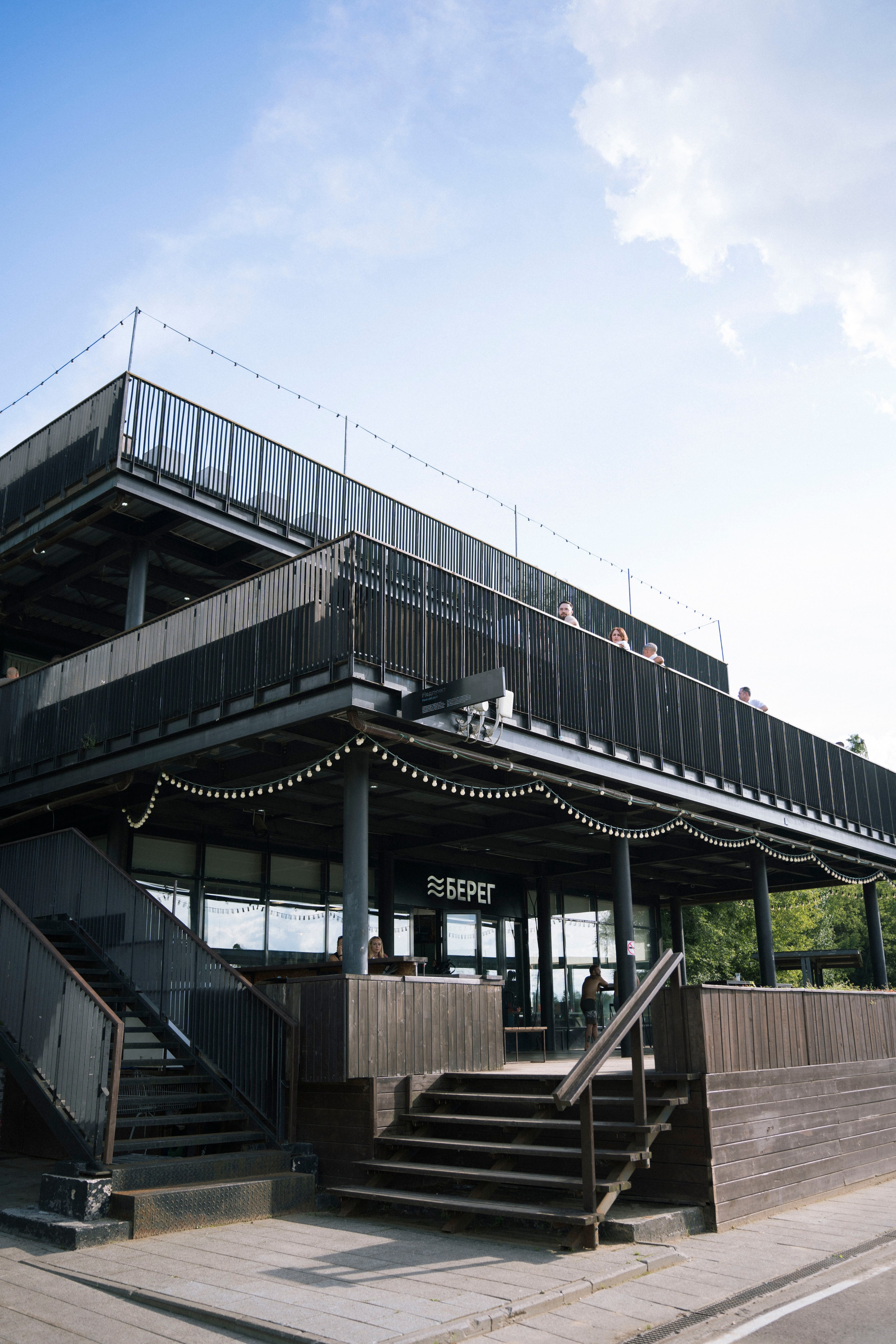 А нас уже трое. Valeriyamelnikova.ru