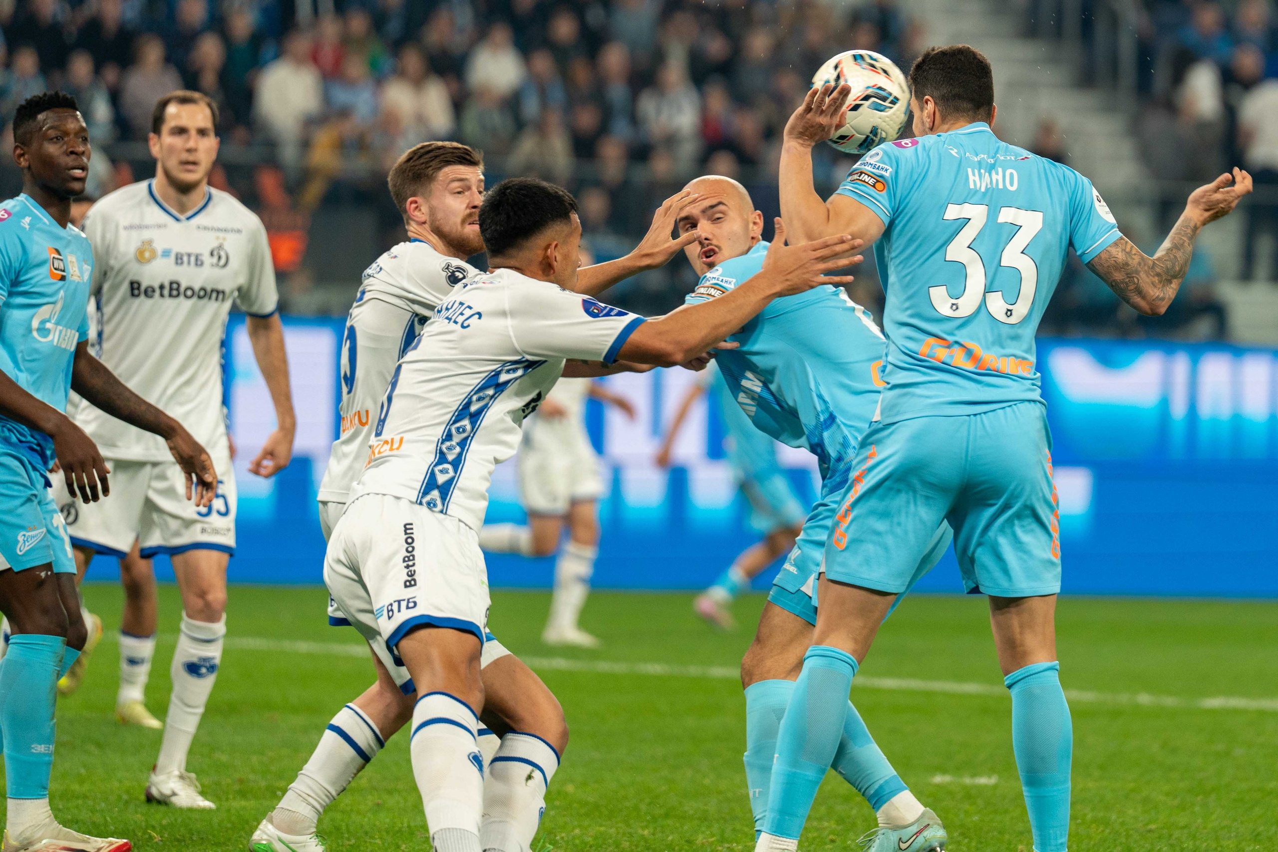 Зенит — Динамо (Москва): фотогалерея РПЛ, 13 тур на Газпром Арене | Антон Гауф. Спортивный фотограф в Санкт-Петербурге | Антон Гауф