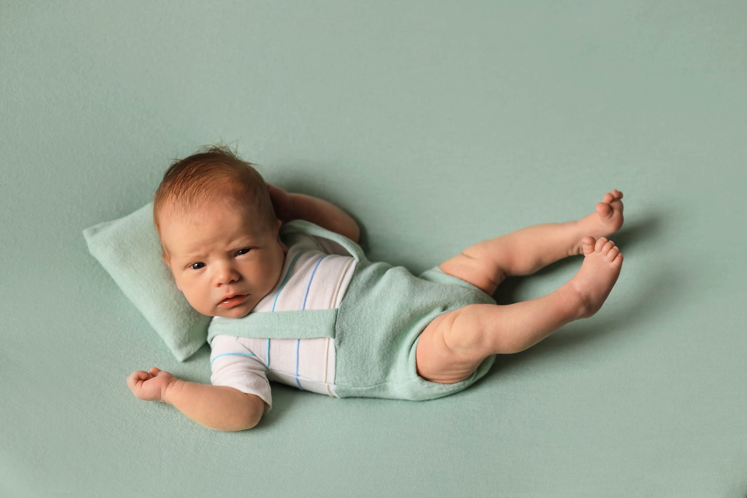 Илья 9 дней. Семейный фотограф и фотограф новорожденных в Санкт-Петербурге Алина Фе