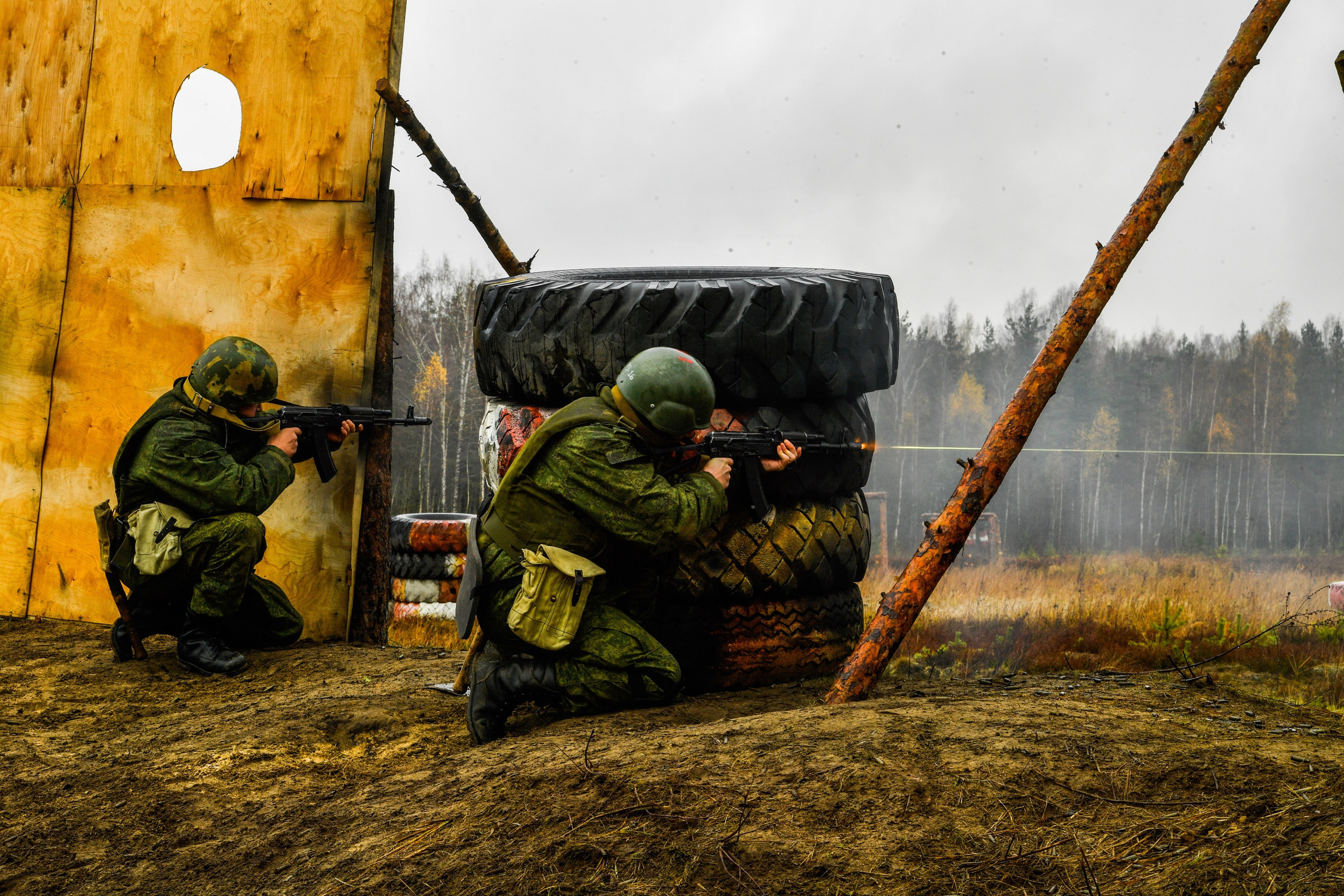 Военные учения на полигоне "Каменка", Ленинградская область, 27 октября 2022 года.