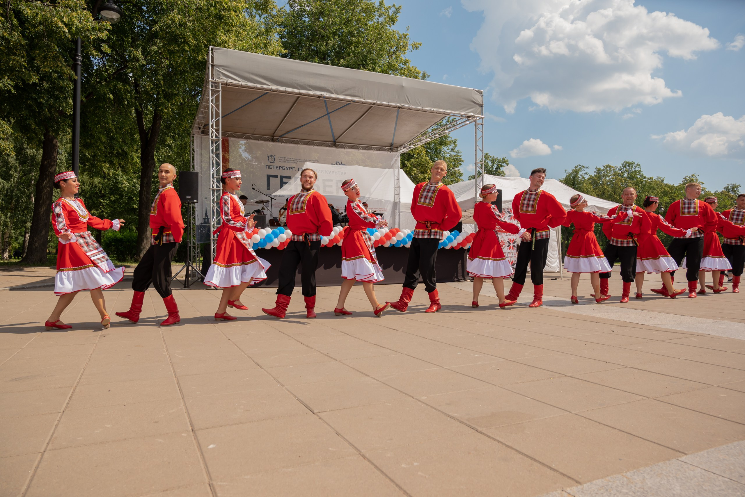 Мордовский праздник «Гербер». Фотограф в Санкт-Петербурге, фотодни в СПБ