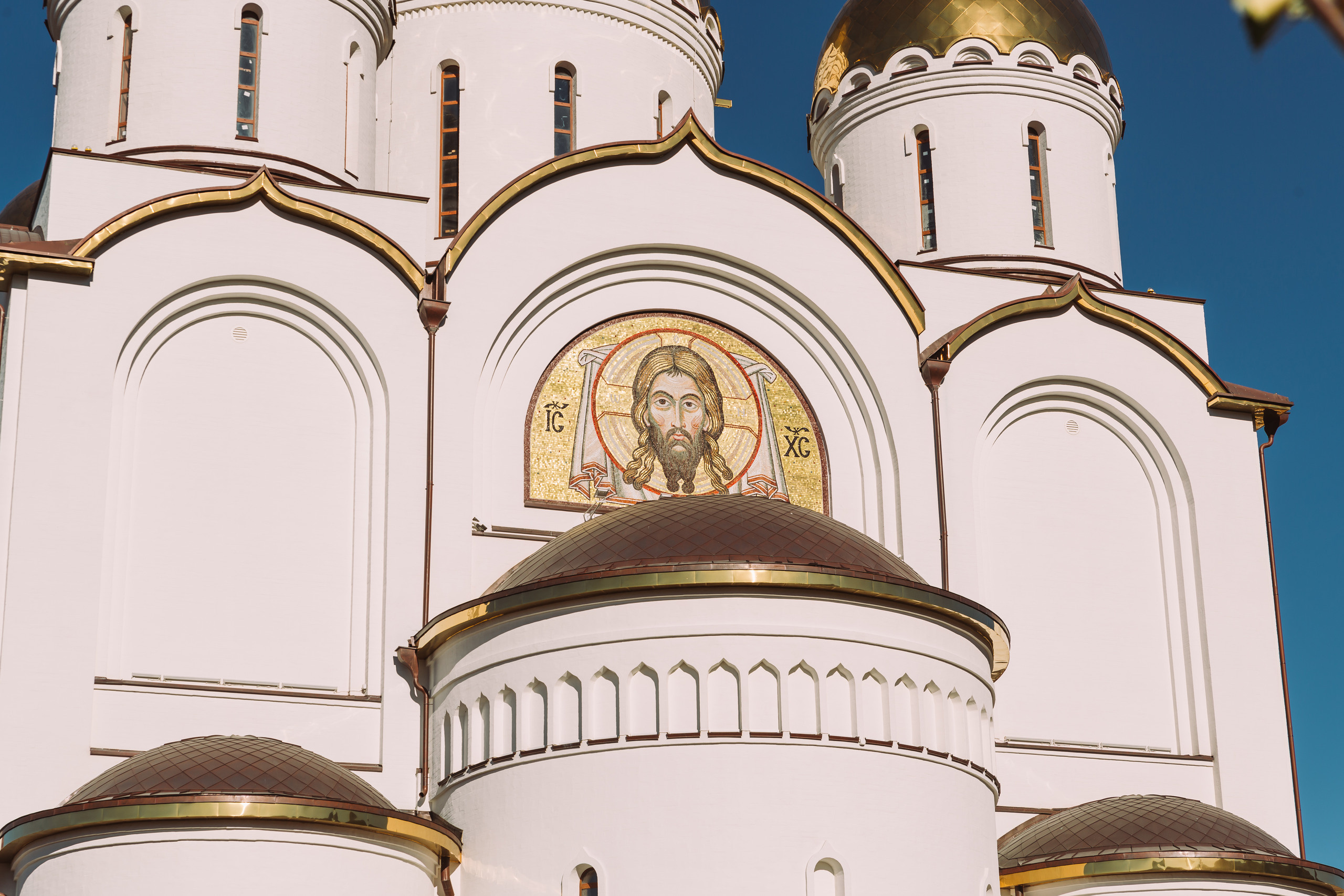 Оформление фасадов храма. НИИКОРОВИН- мастерская мозаики и монументального искусства