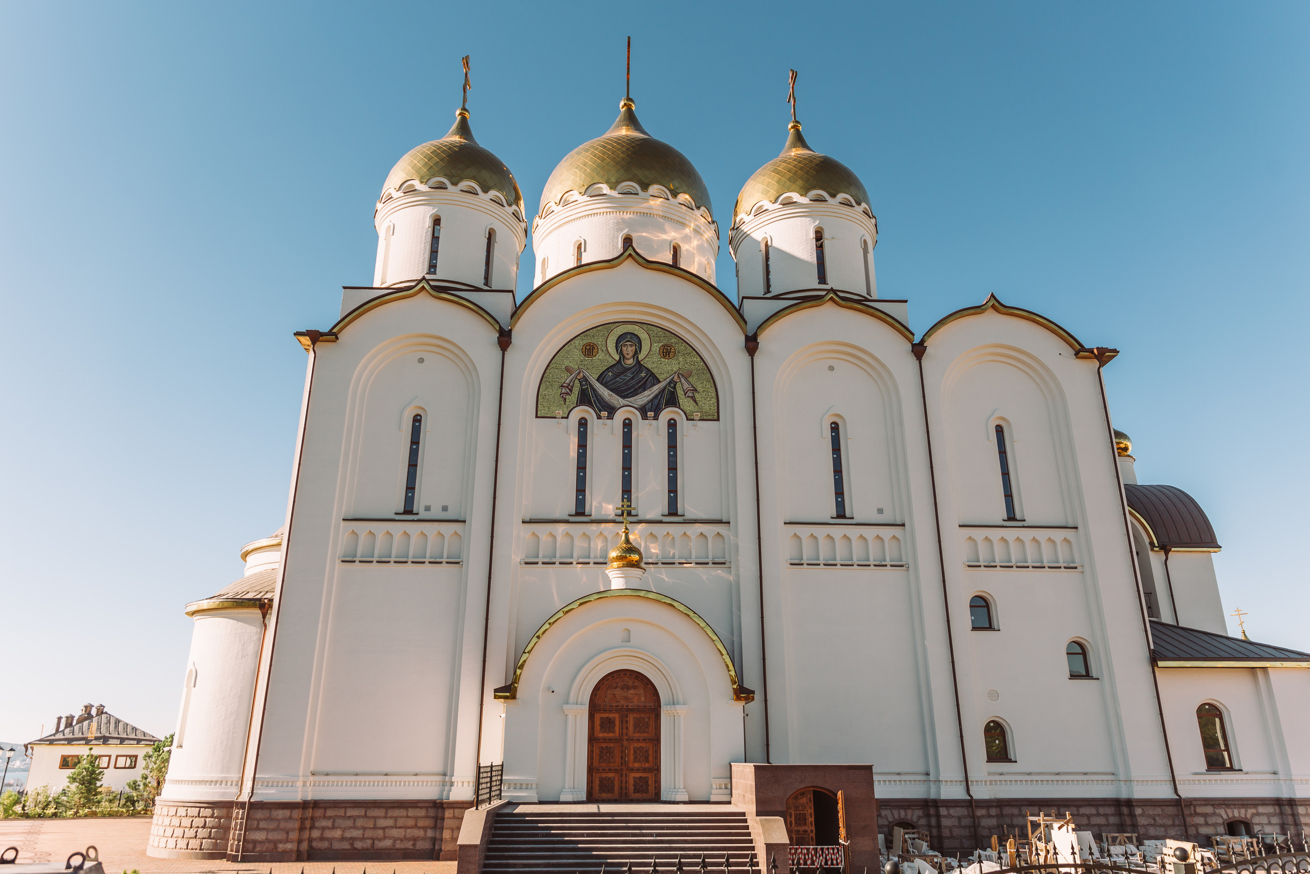 Оформление фасадов храма. НИИКОРОВИН- мастерская мозаики и монументального искусства