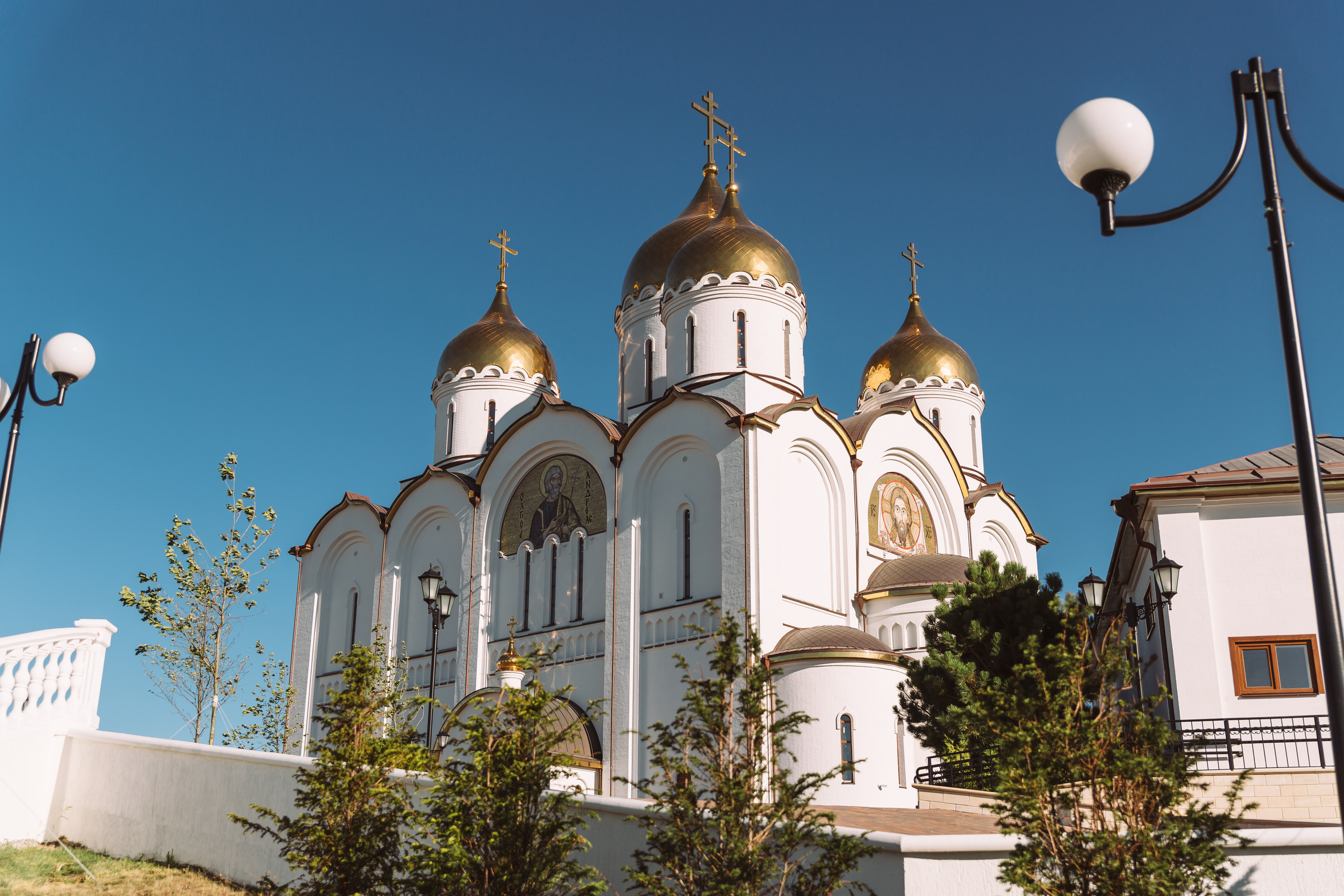 Оформление фасадов храма. НИИКОРОВИН- мастерская мозаики и монументального искусства