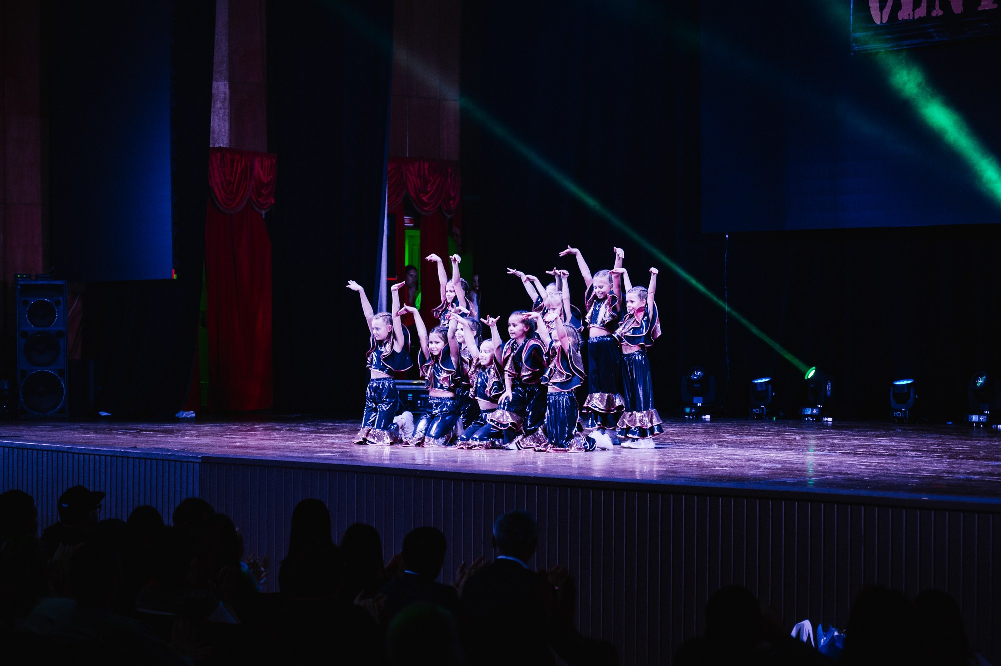 Todes. Студия танца Аллы Духовой. Сайт фотографа Данилы Пащенко