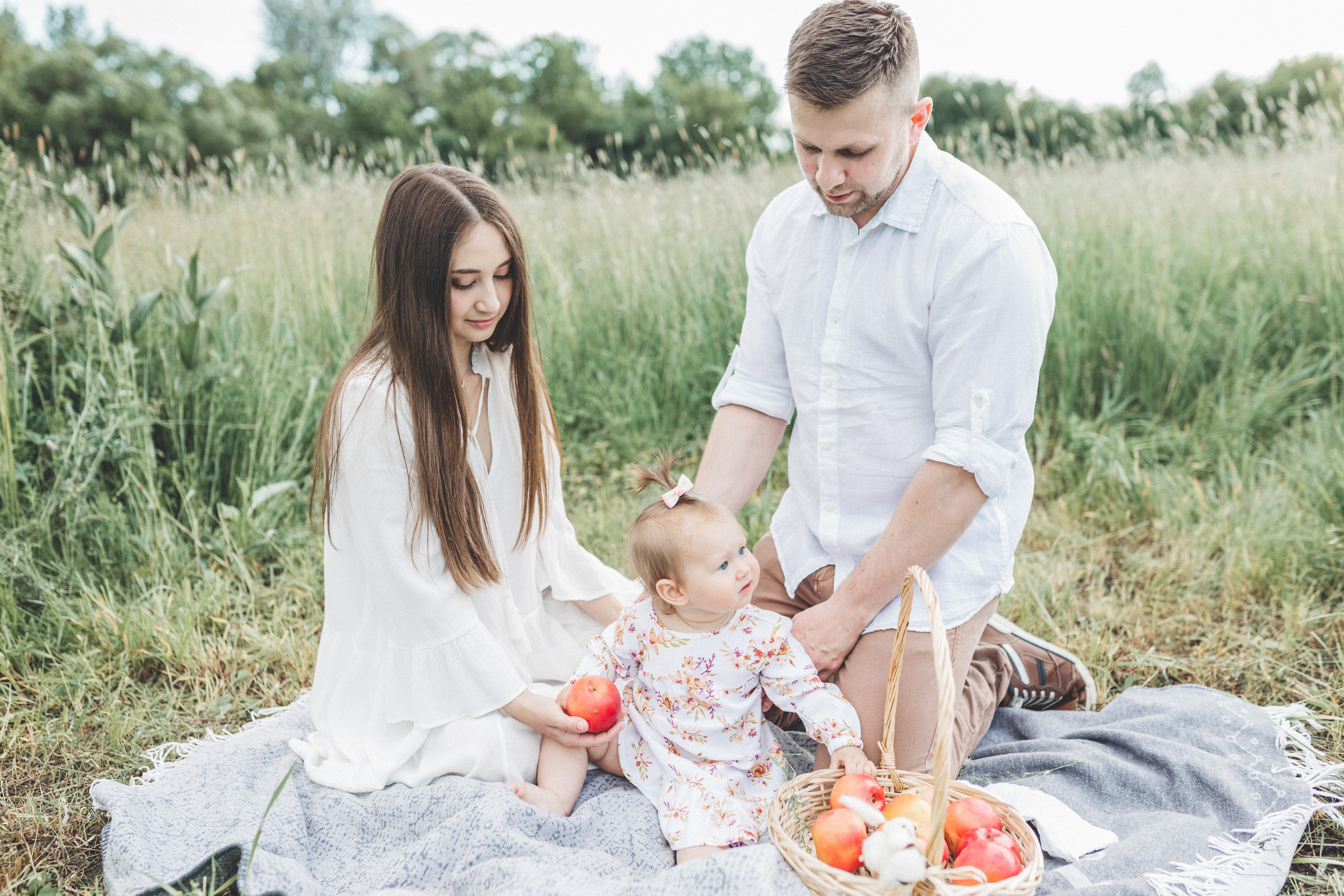 Прогулка с Женей, Машей и Алисой. Мария Беседина. Фотография о любви