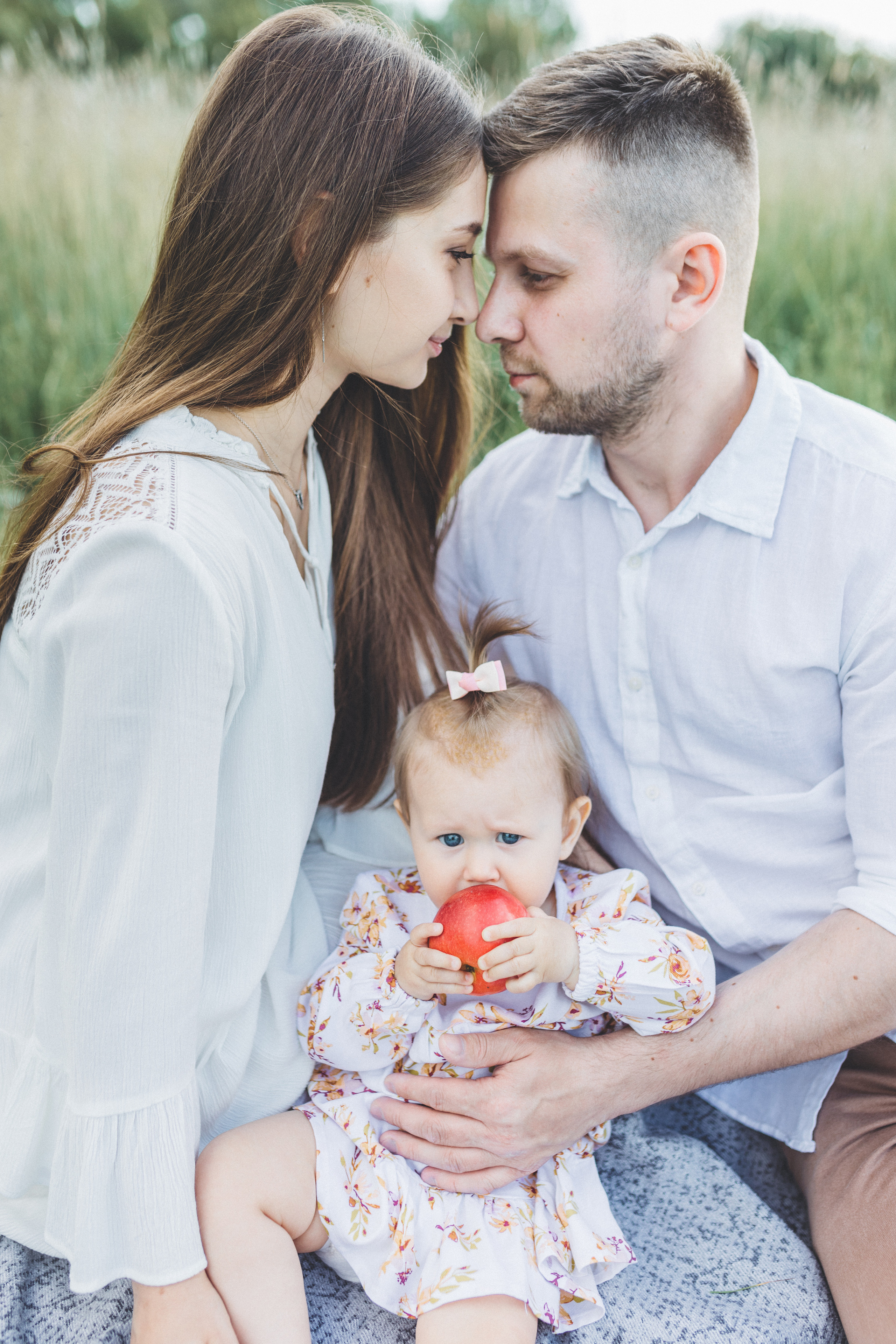 Прогулка с Женей, Машей и Алисой. Мария Беседина. Фотография о любви