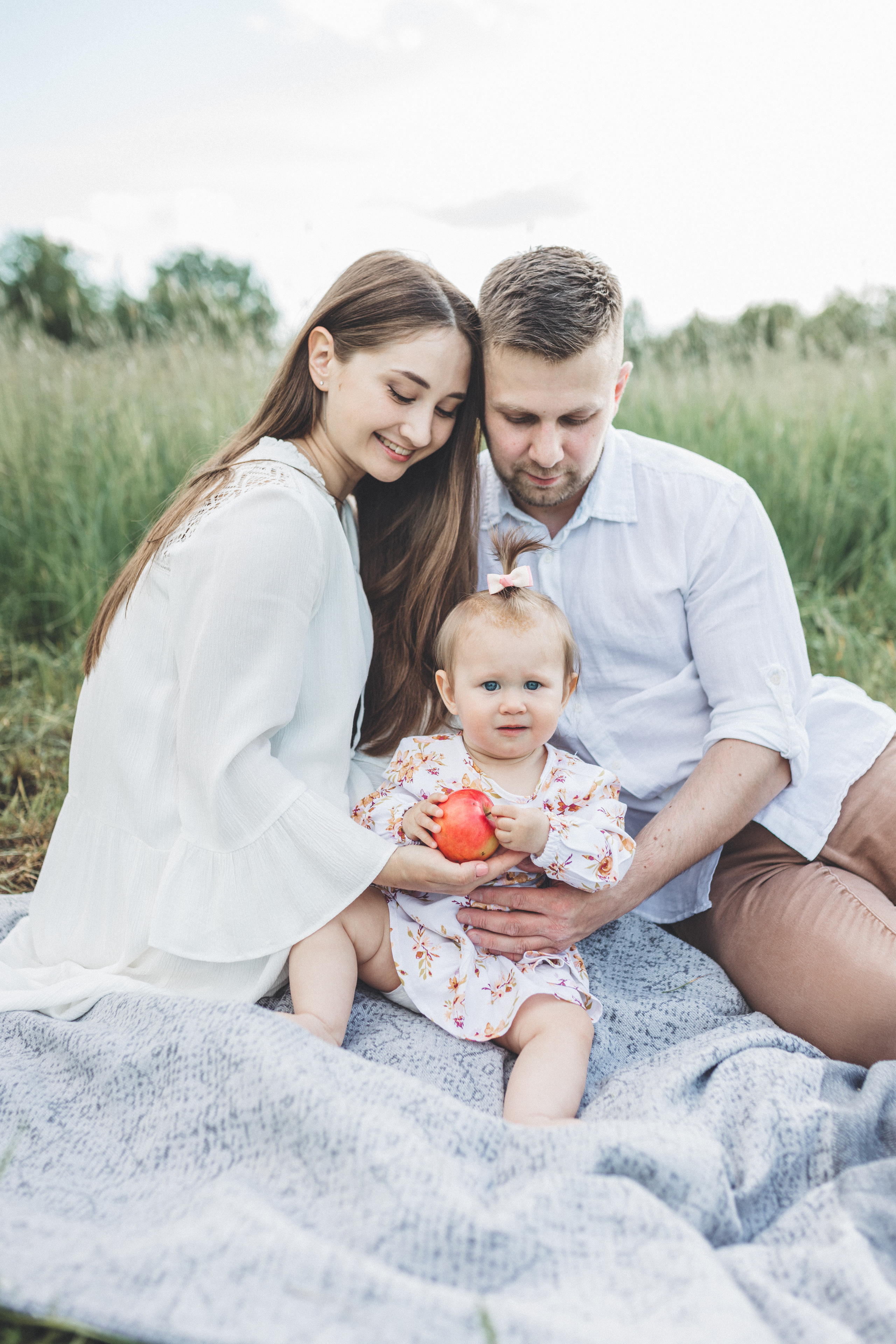 Прогулка с Женей, Машей и Алисой. Мария Беседина. Фотография о любви