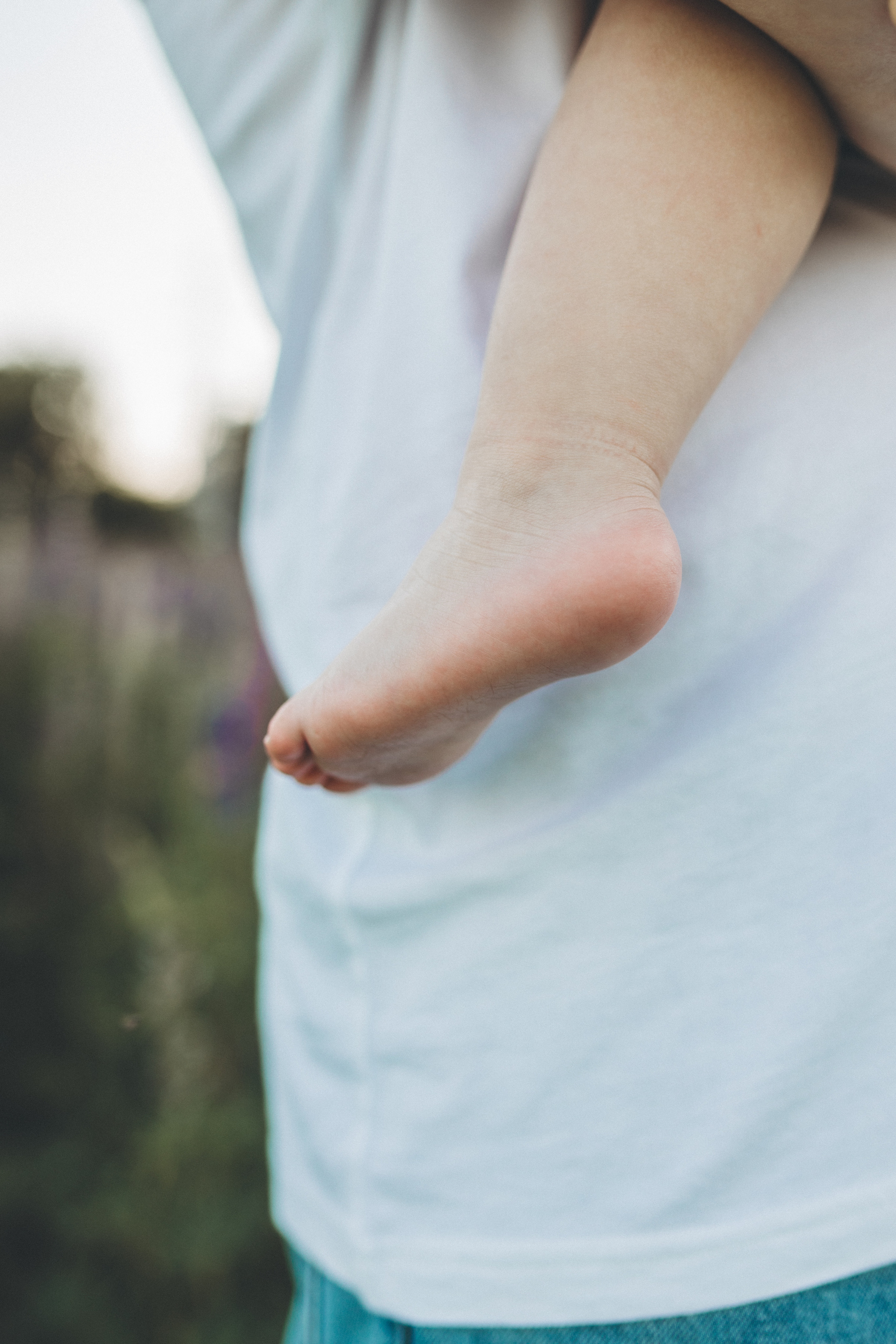 Прогулка по люпиновому полю с Лешей, Кристиной и Мишенькой. Мария Беседина. Фотография о любви