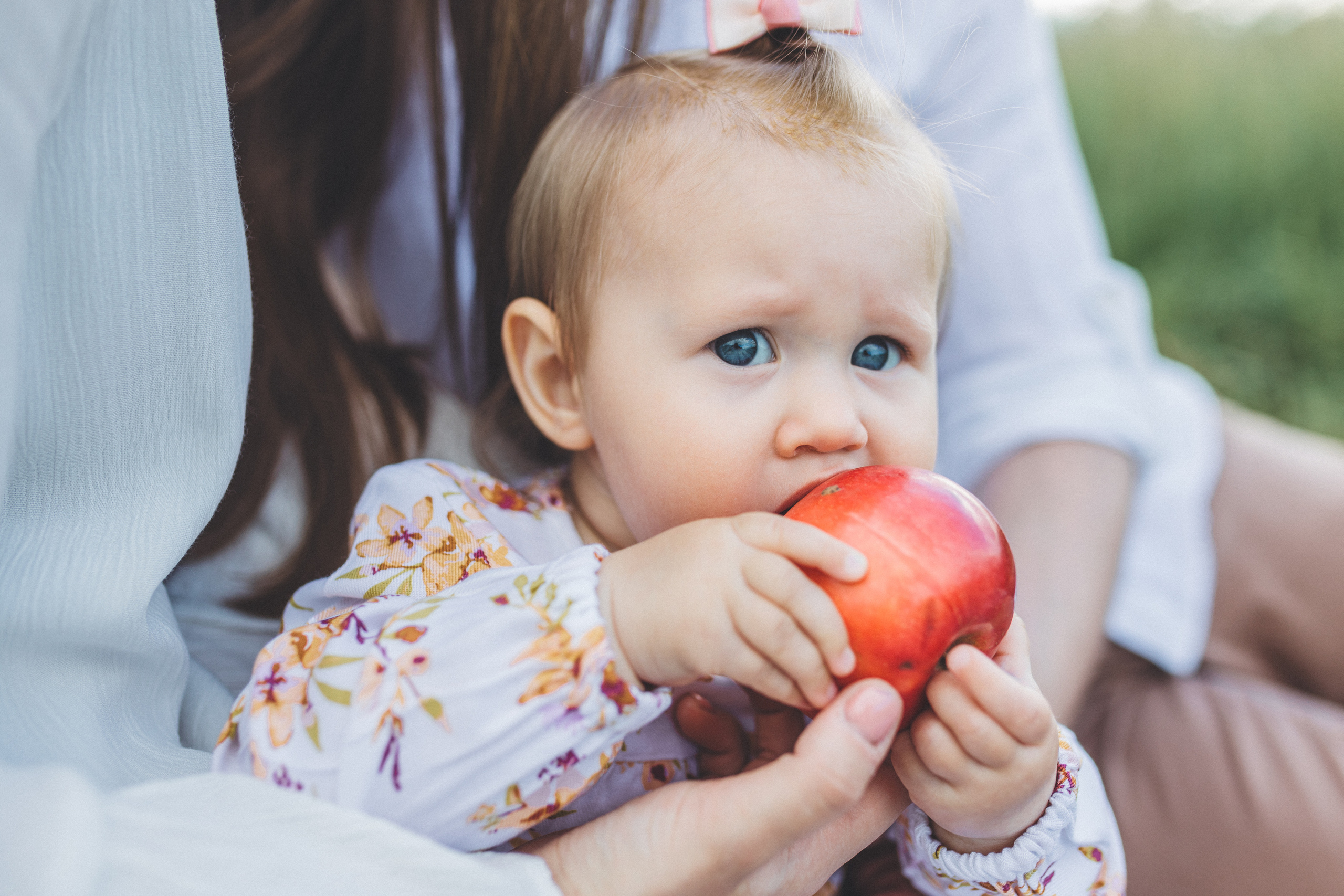 Прогулка с Женей, Машей и Алисой. Мария Беседина. Фотография о любви