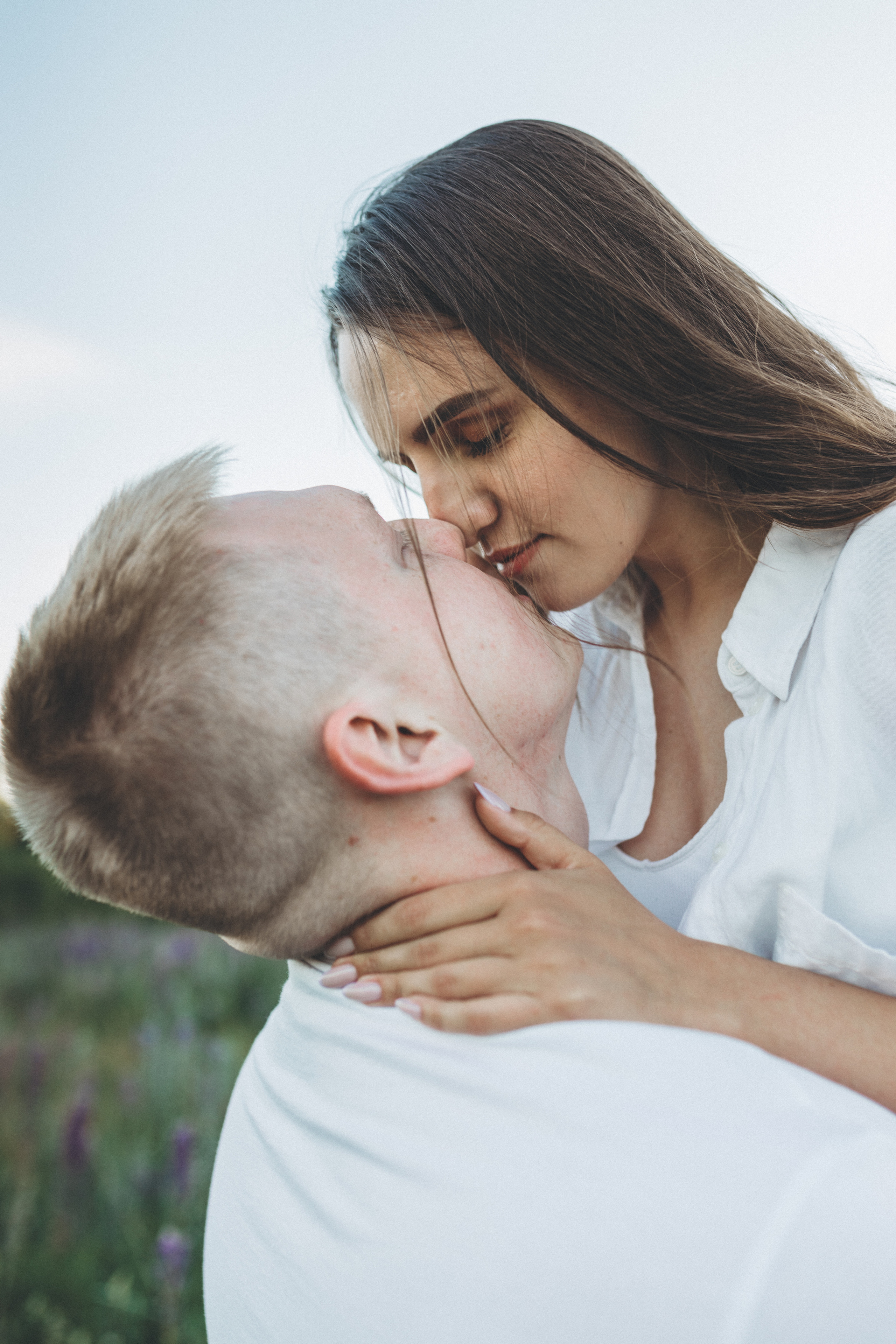 Прогулка по люпиновому полю с Лешей, Кристиной и Мишенькой. Мария Беседина. Фотография о любви