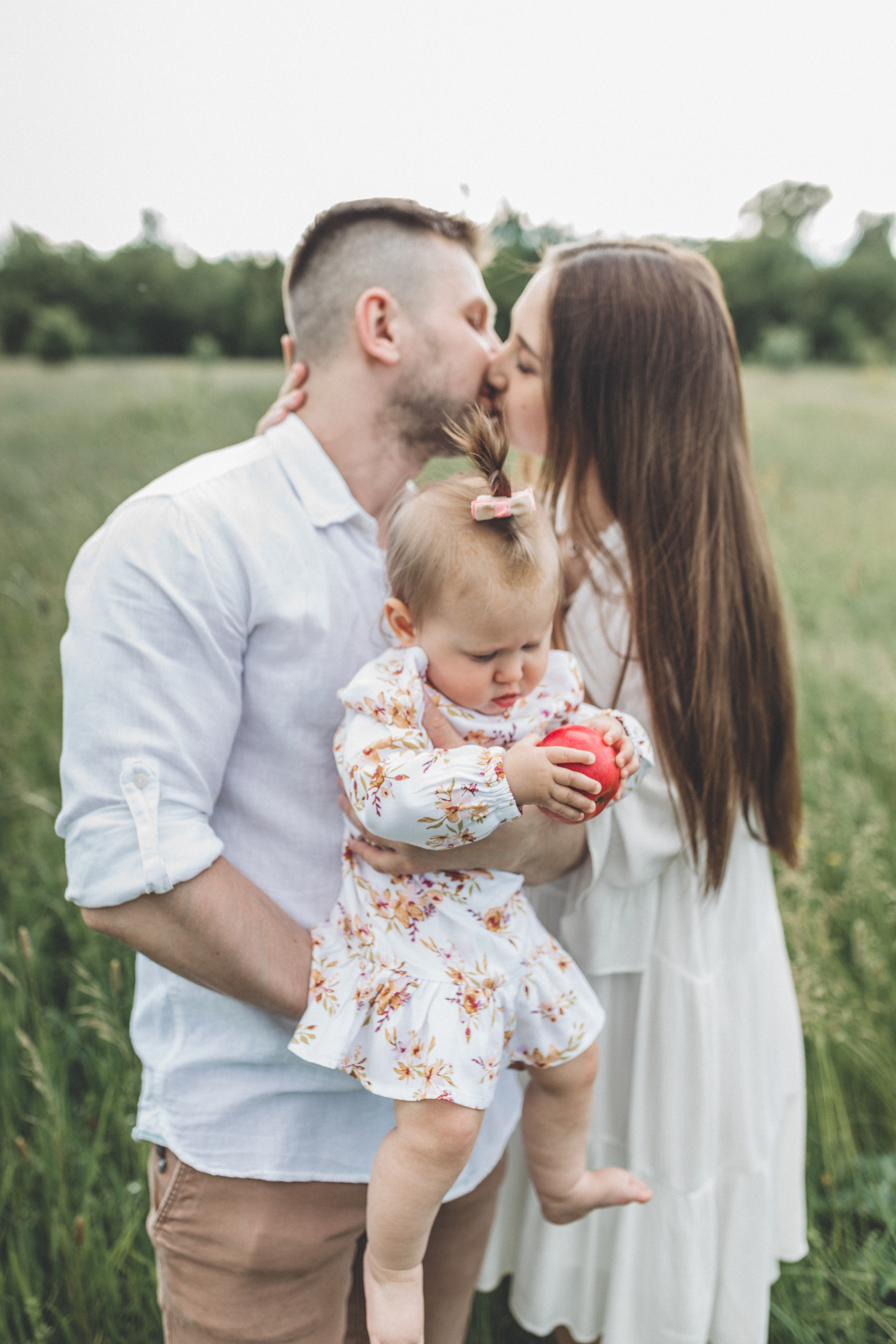 Прогулка с Женей, Машей и Алисой. Мария Беседина. Фотография о любви