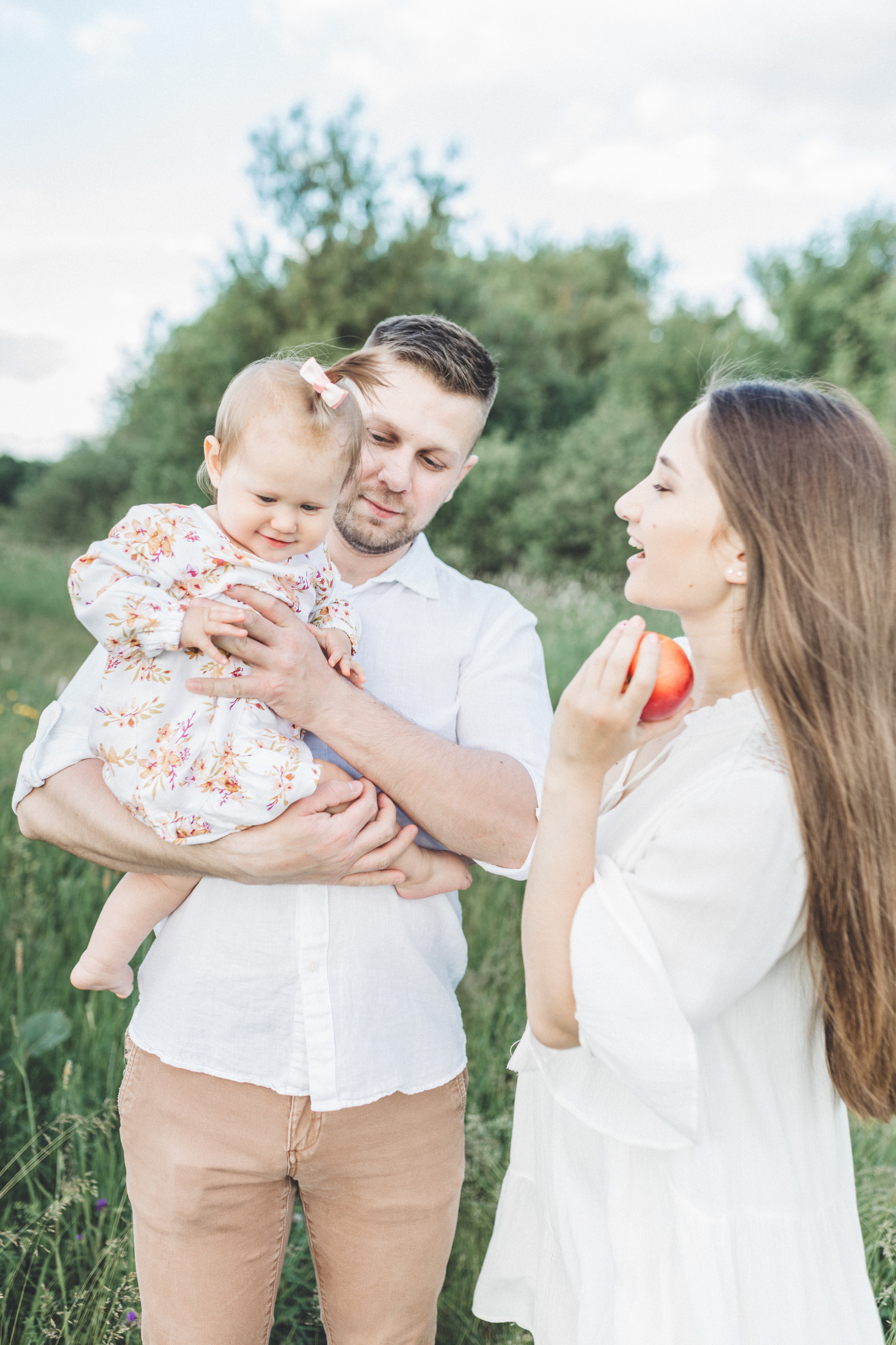 Прогулка с Женей, Машей и Алисой. Мария Беседина. Фотография о любви