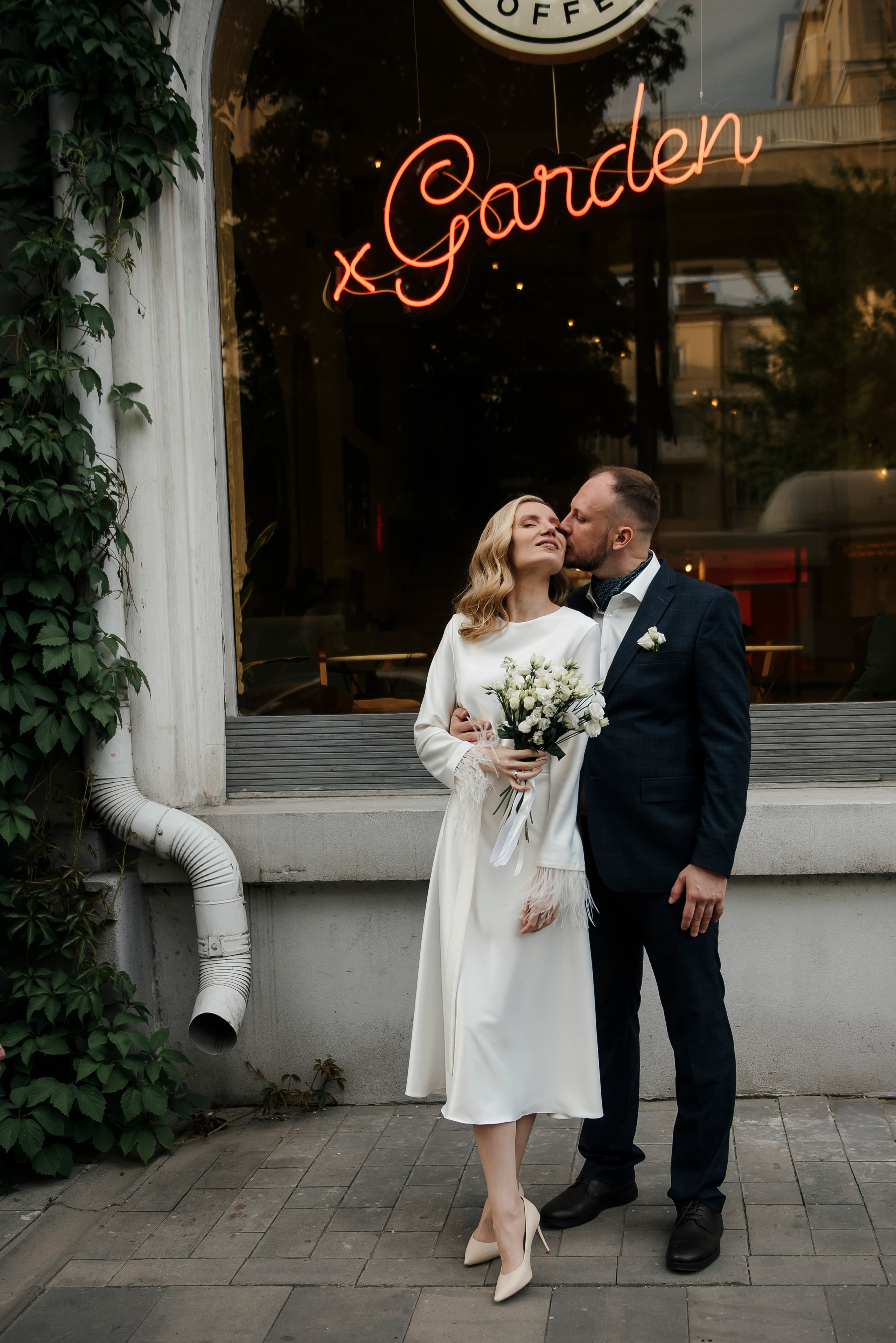 Прогулка по Большой Садовой. Свадебный фотограф Ростов-на-Дону от 4 400 руб. |Кристина Гайсенюк