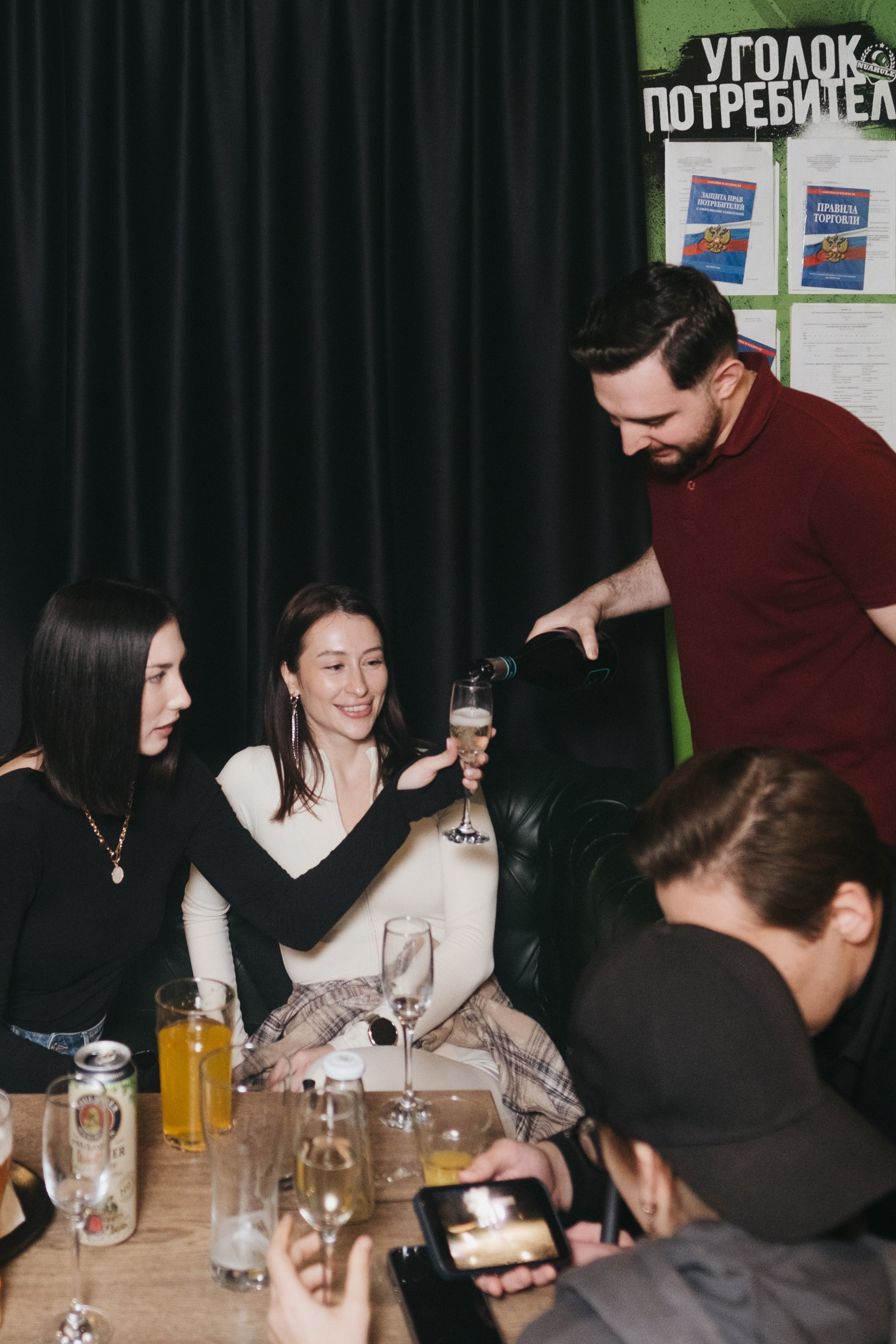 День рождения кальяной NUASMOKE 11 лет. Свадебный и репортажной фотограф Денис Ожигин в Краснодаре и Краснодарском крае