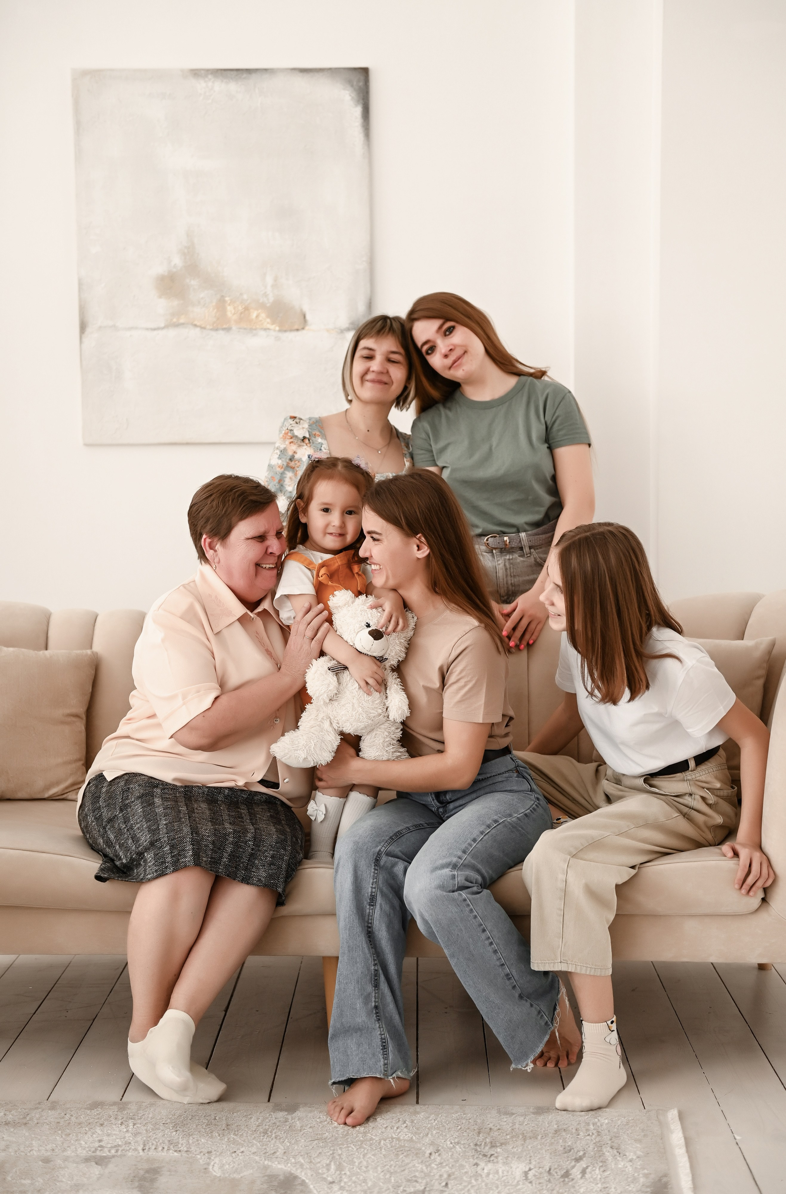 Семейная студийная  фотосессия 2. Свадебный, семейный, детский, контент фотограф в Омске Максим Ильин