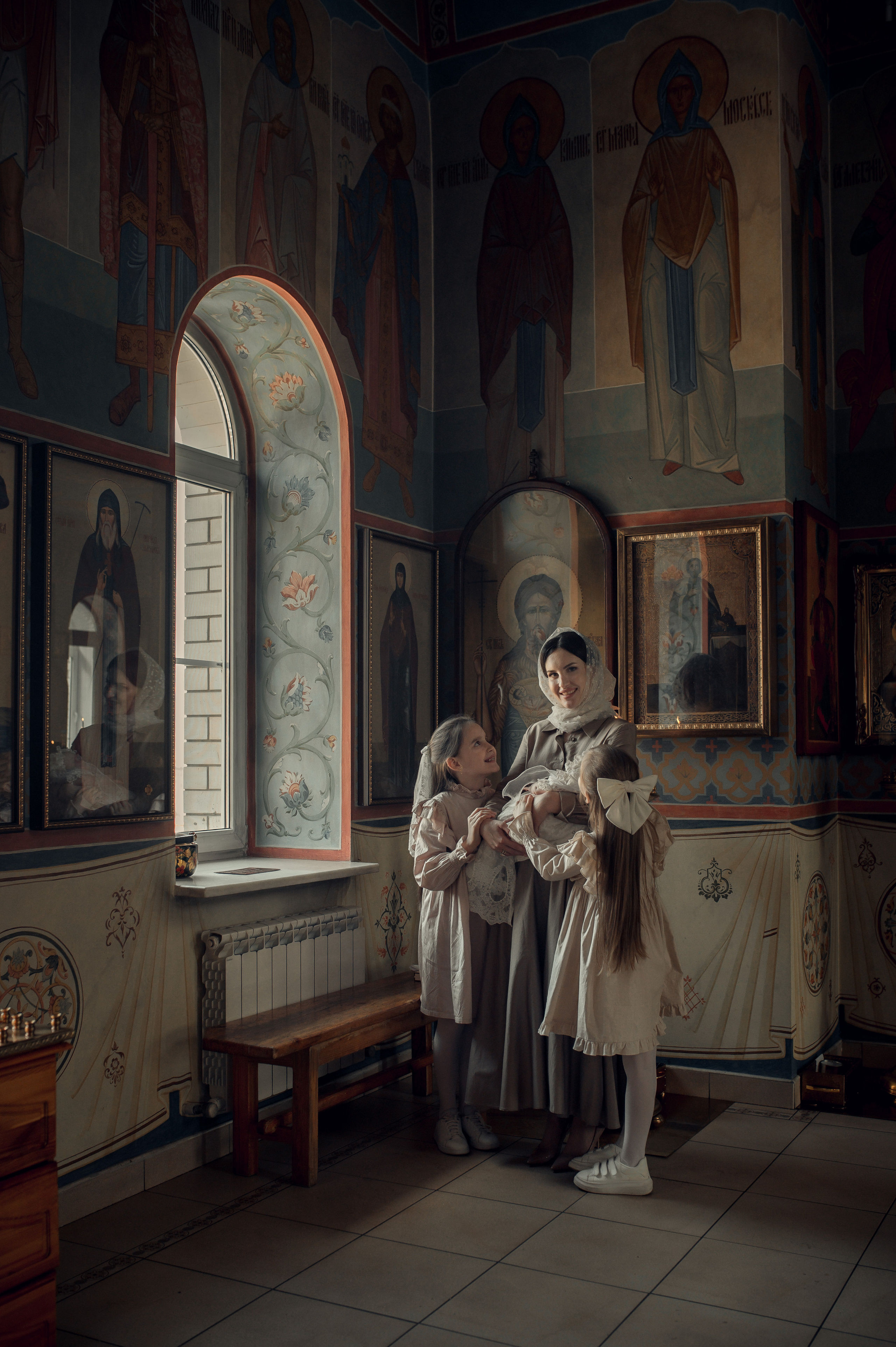 Таинство Крещение Василисы. Храм Всех Святых в Земле Российской просиявших г. Волгоград. Церковный, семейный и репортажный фотограф Волгоград, Волжский