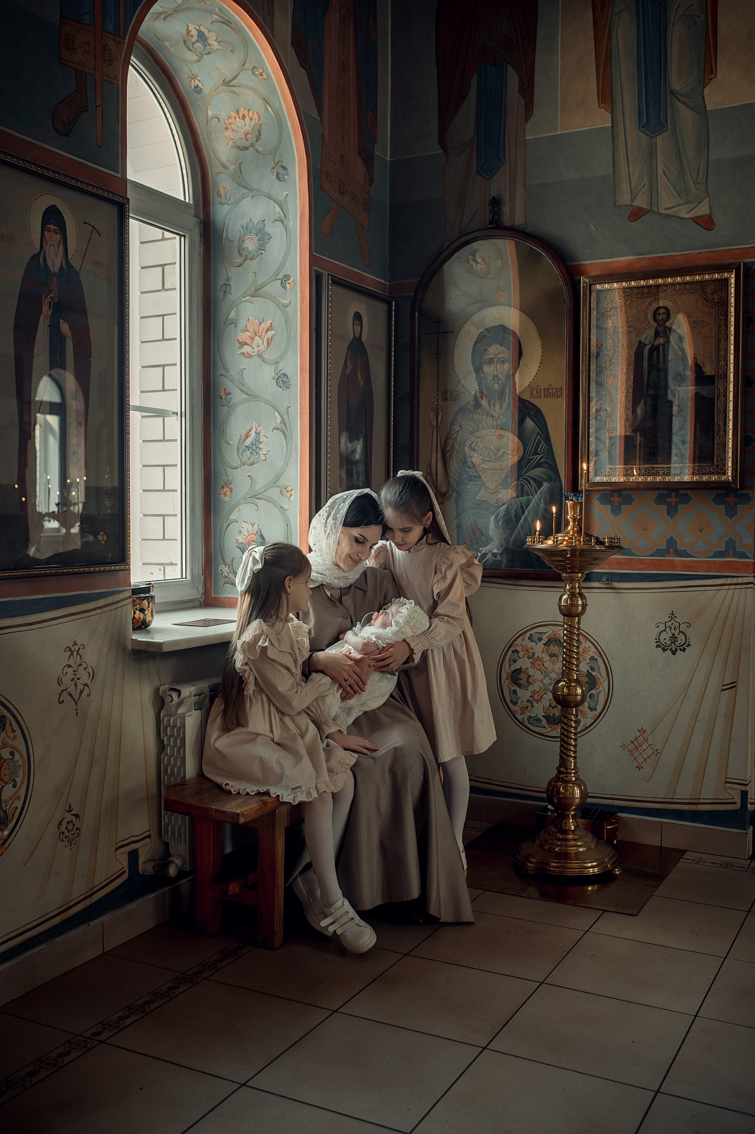 Таинство Крещение Василисы. Храм Всех Святых в Земле Российской просиявших г. Волгоград. Церковный, семейный и репортажный фотограф Волгоград, Волжский