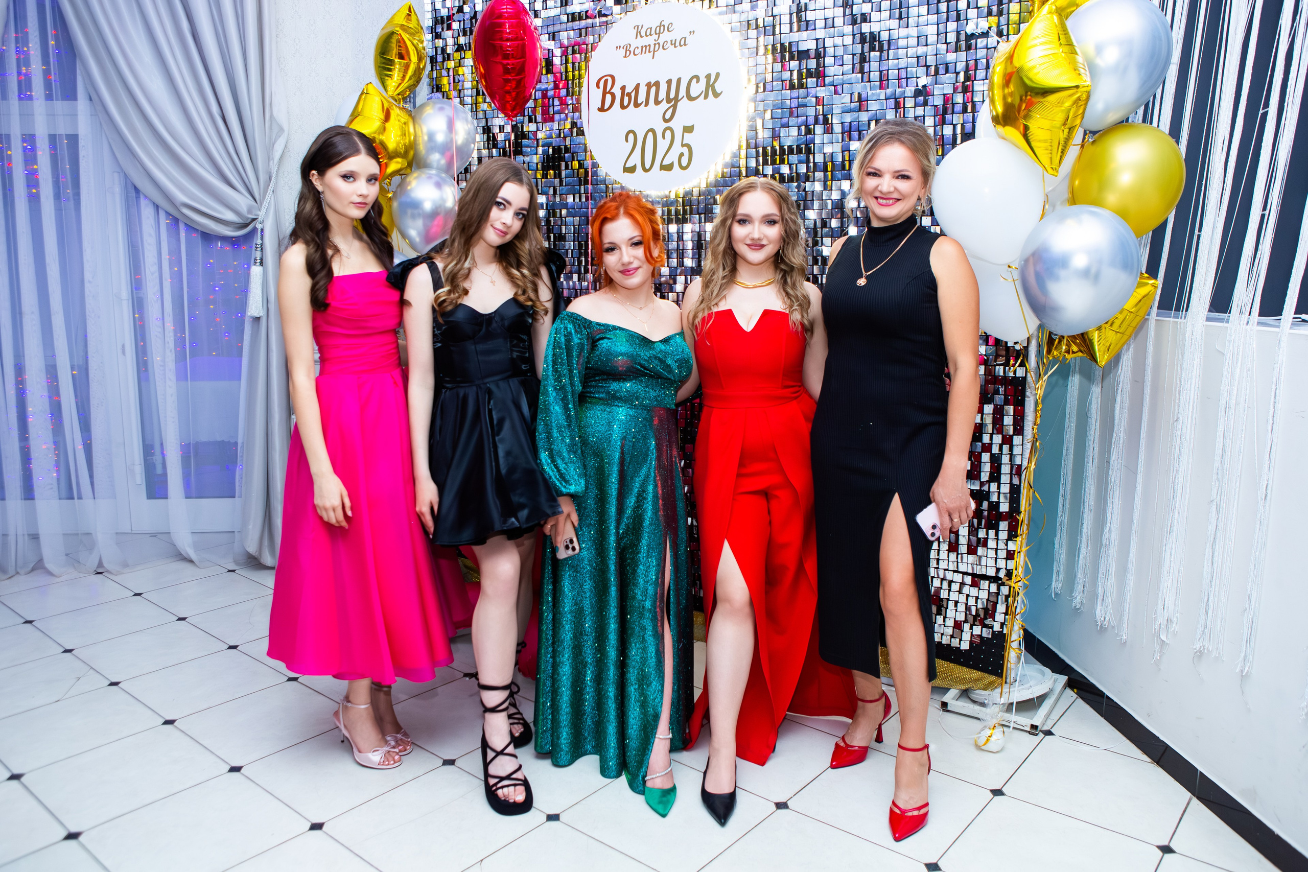 ВЫПУСКНОЙ ВЕЧЕР 2025 4 ШКОЛА. Профессиональный фотограф в Мценске и Орловской области