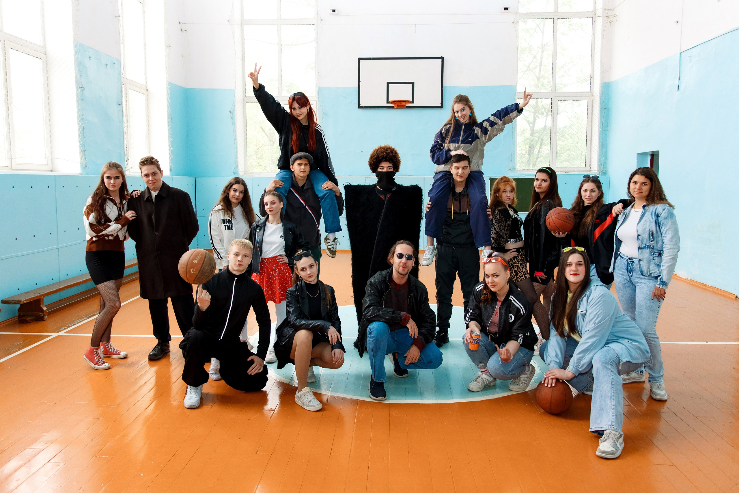 11 класс день не послушания в школе. Фотограф Любовь Корниенко, Примоский край