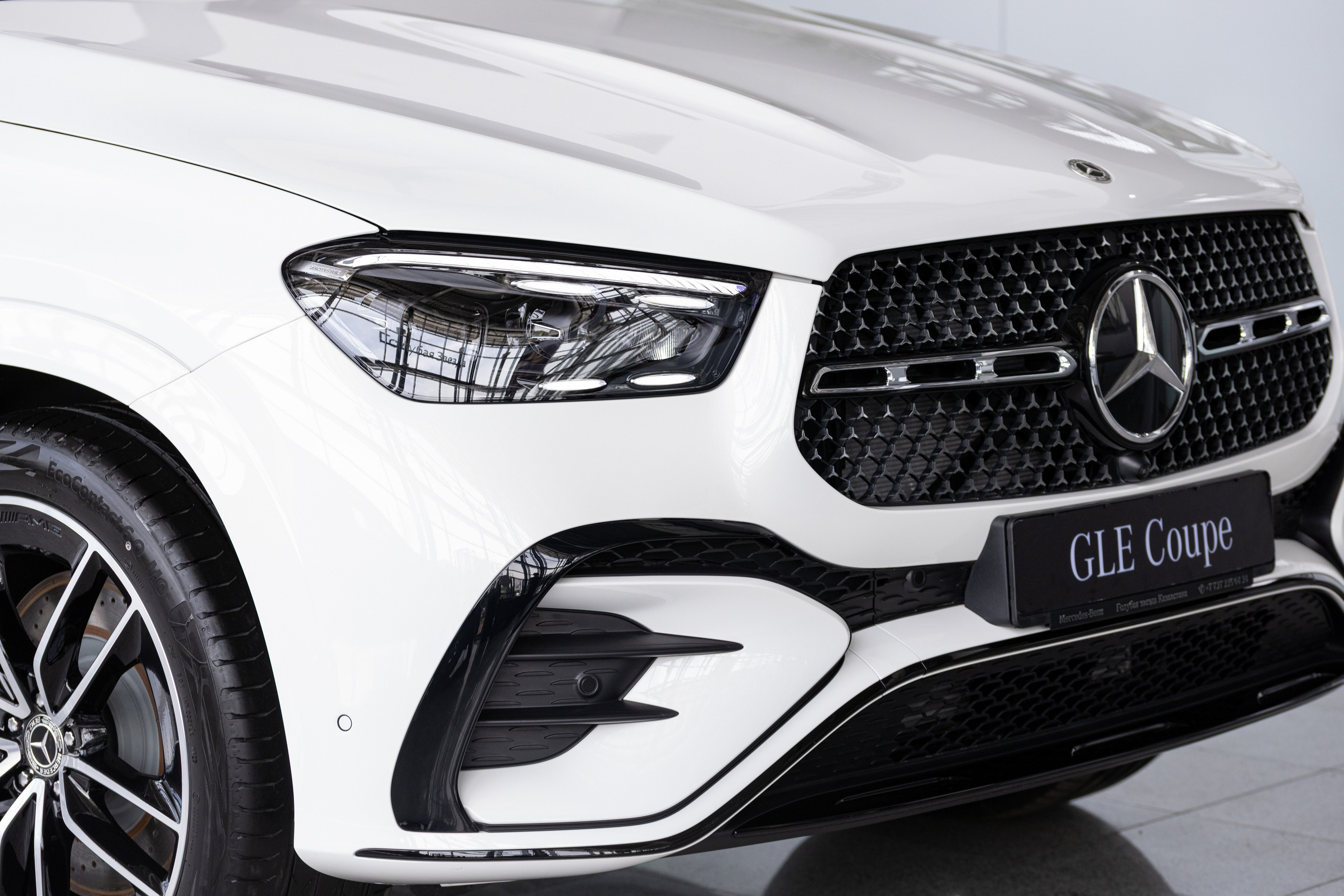 Автомобили Mercedes Benz. Коммерческий фотограф в Алматы Марина Милис. Съёмка для брендов, компаний и проектов