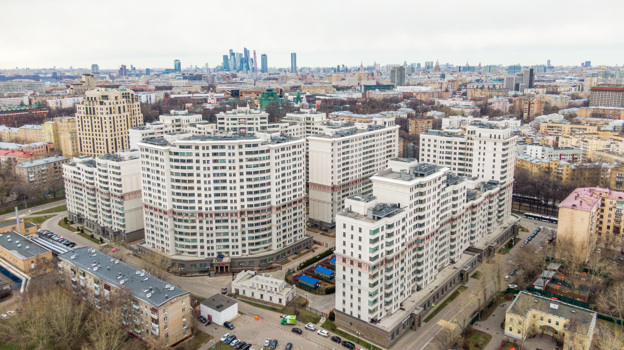 Фотографии интерьеров: волшебство света и пространства в квартире. Роман Свободный — интерьерная и архитектурная съёмка, Москва и МО