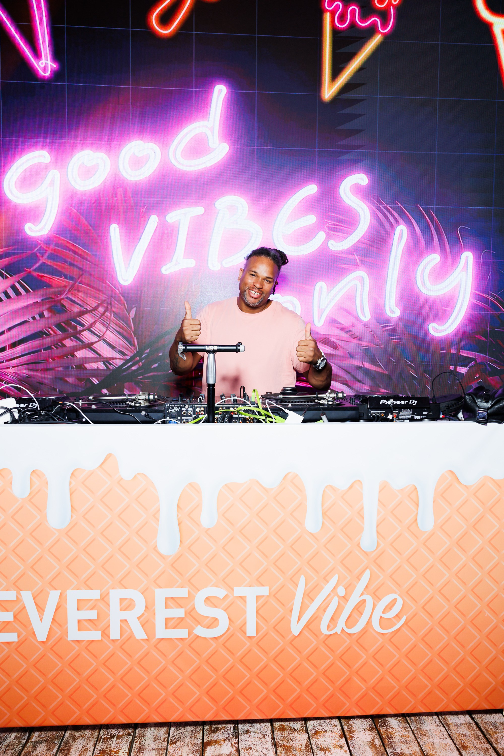 EVEREST VIBE good vibes only 16.08.2023. EVEREST PHOTO REPORT