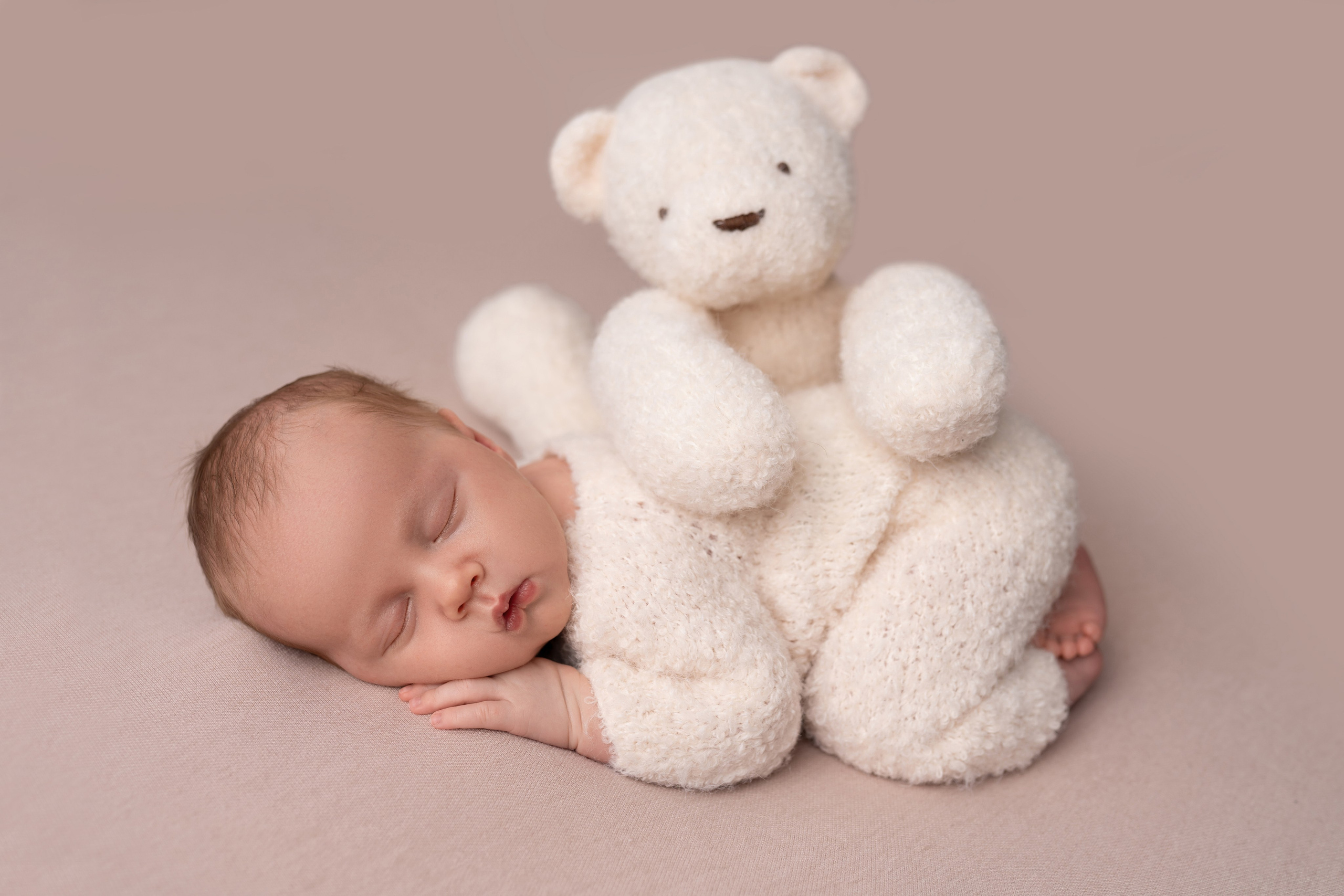 Новорождённые. Фотограф новорожденных малышей Одинцово/Москва Юлия Скок