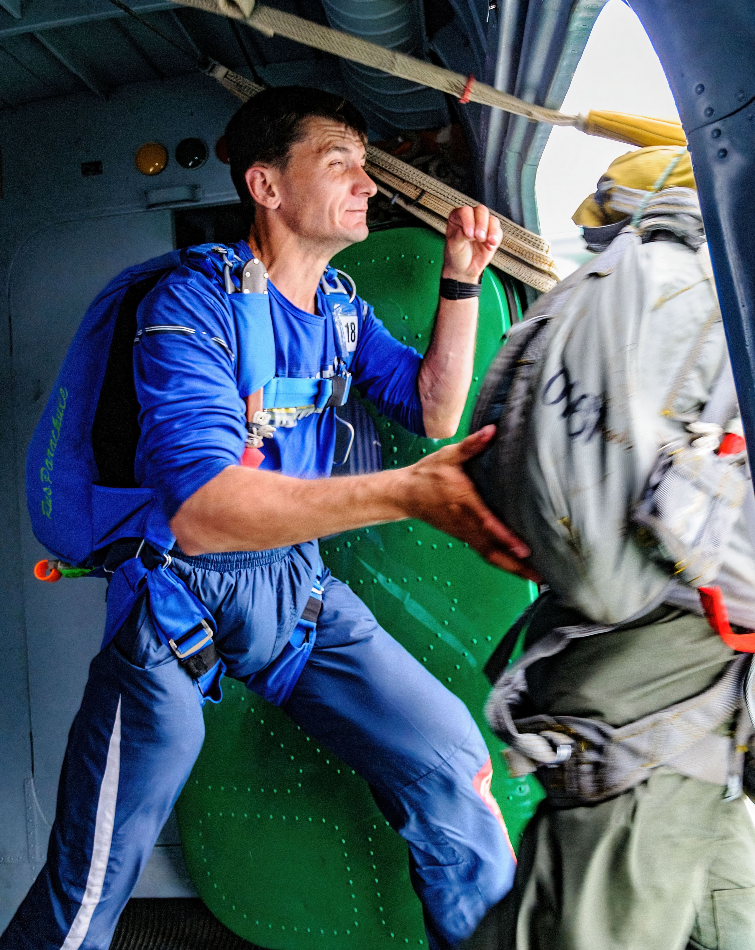 Парашютисты. Фотограф Андрей Гузеев