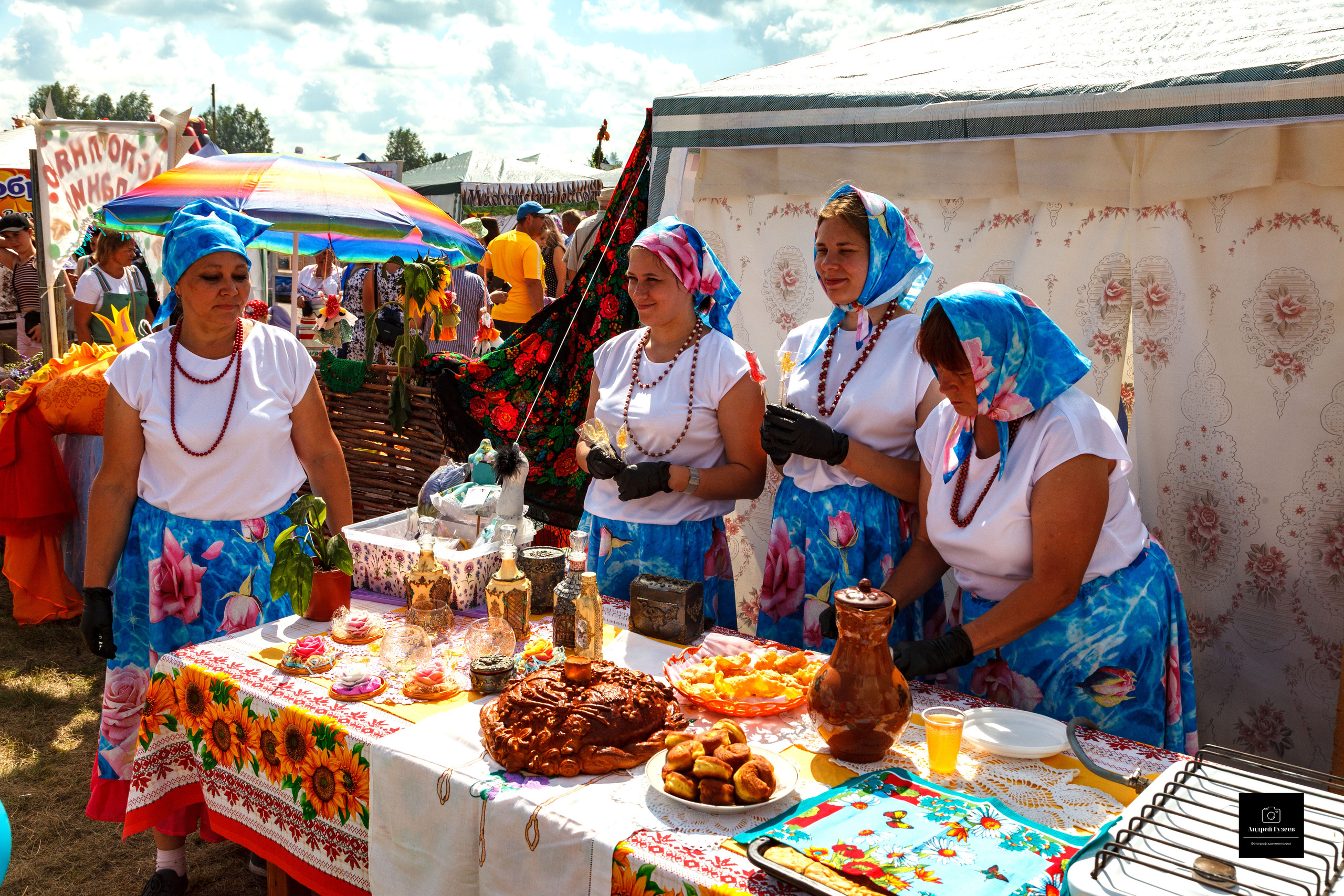 Иваново-Крестовская ярмарка. Фотограф Андрей Гузеев