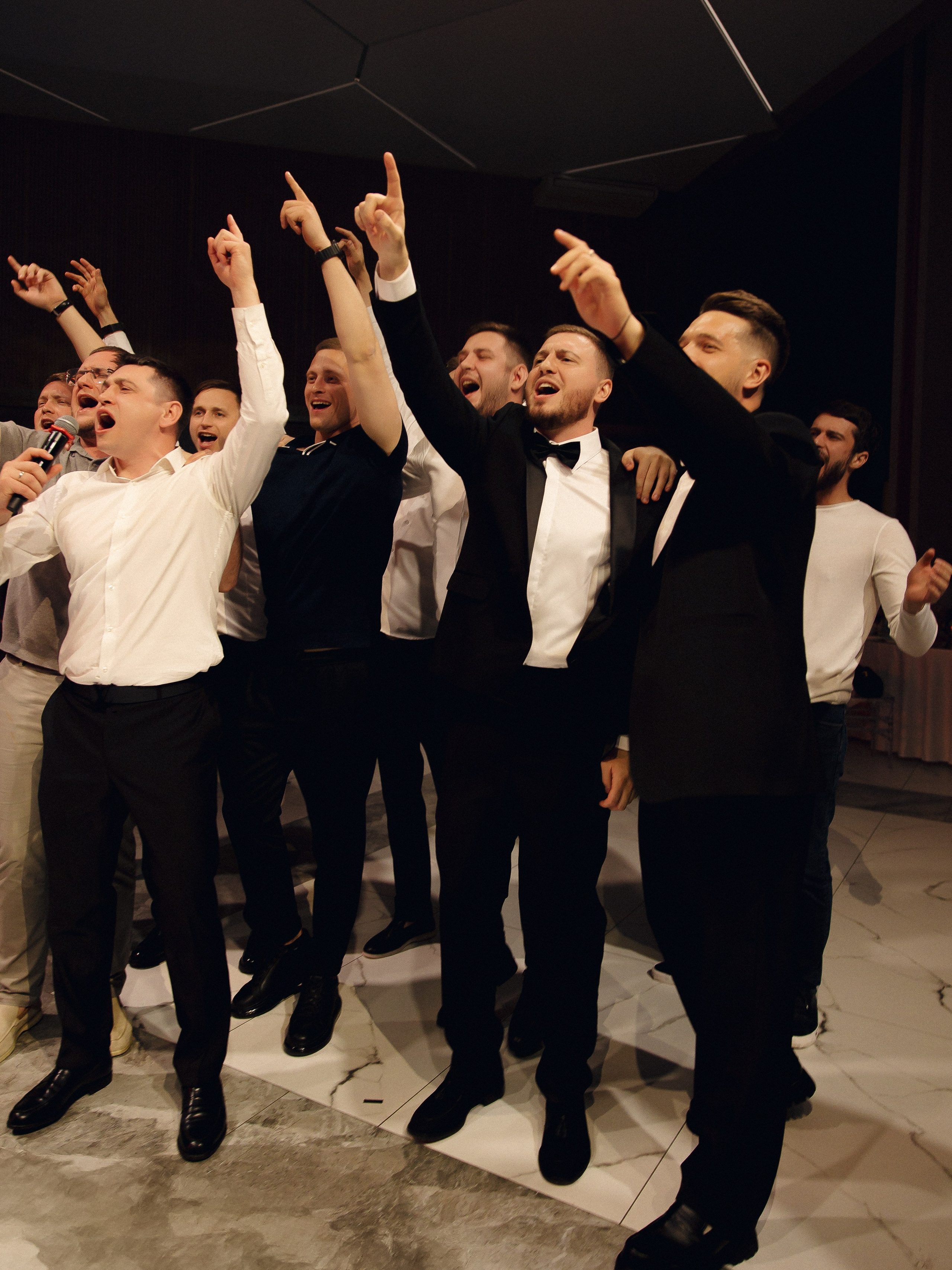 ПОЛИНА И ГЛЕБ, ПАРК СИТИ. Свадебный и индивидуальный фотограф в Челябинске Евгения Негодяева