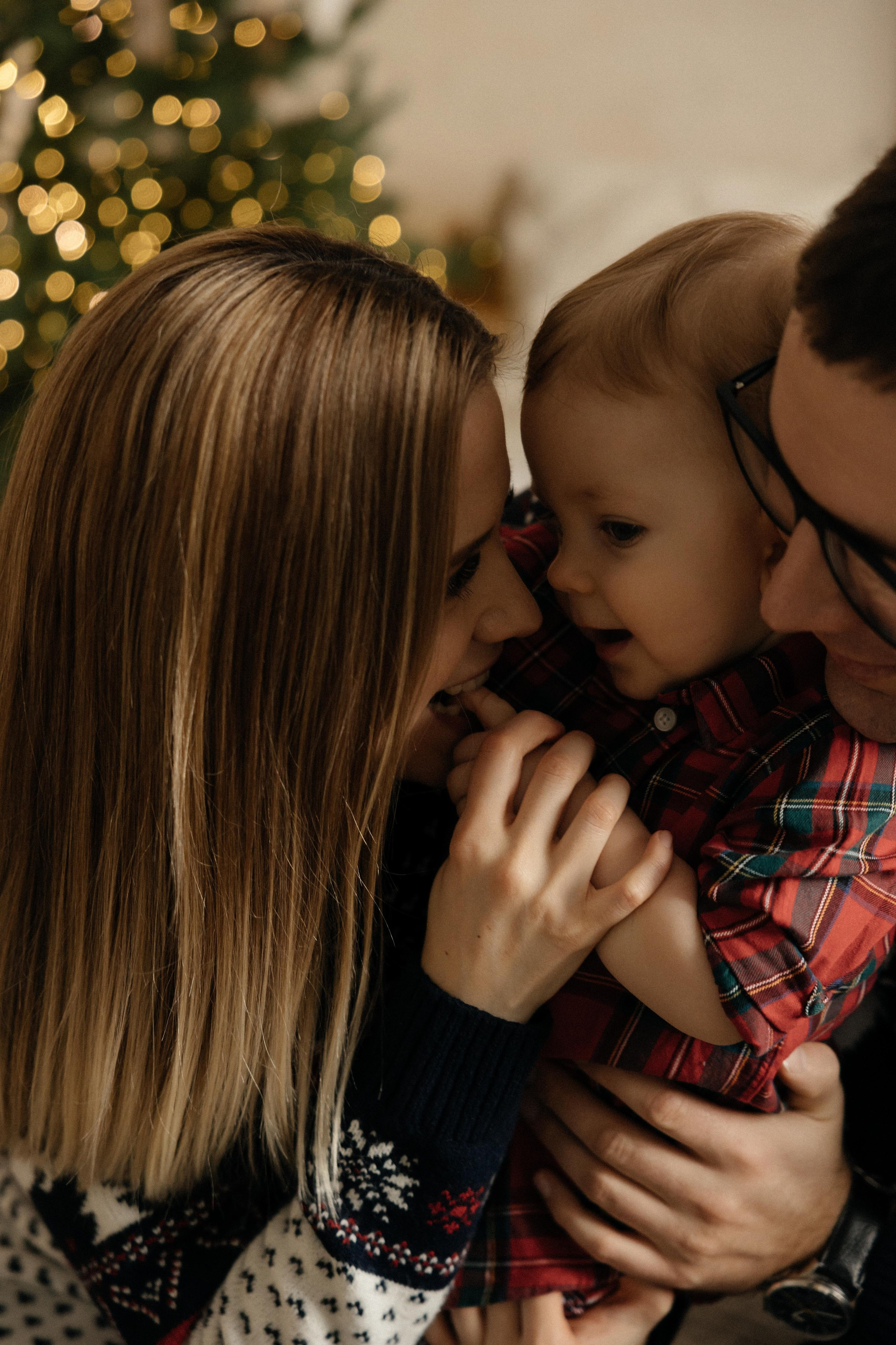 Семейная фотосессия для Ромы, Юлии и маленького Левы. Свадебный и семейный фотограф Рассказова Виктория