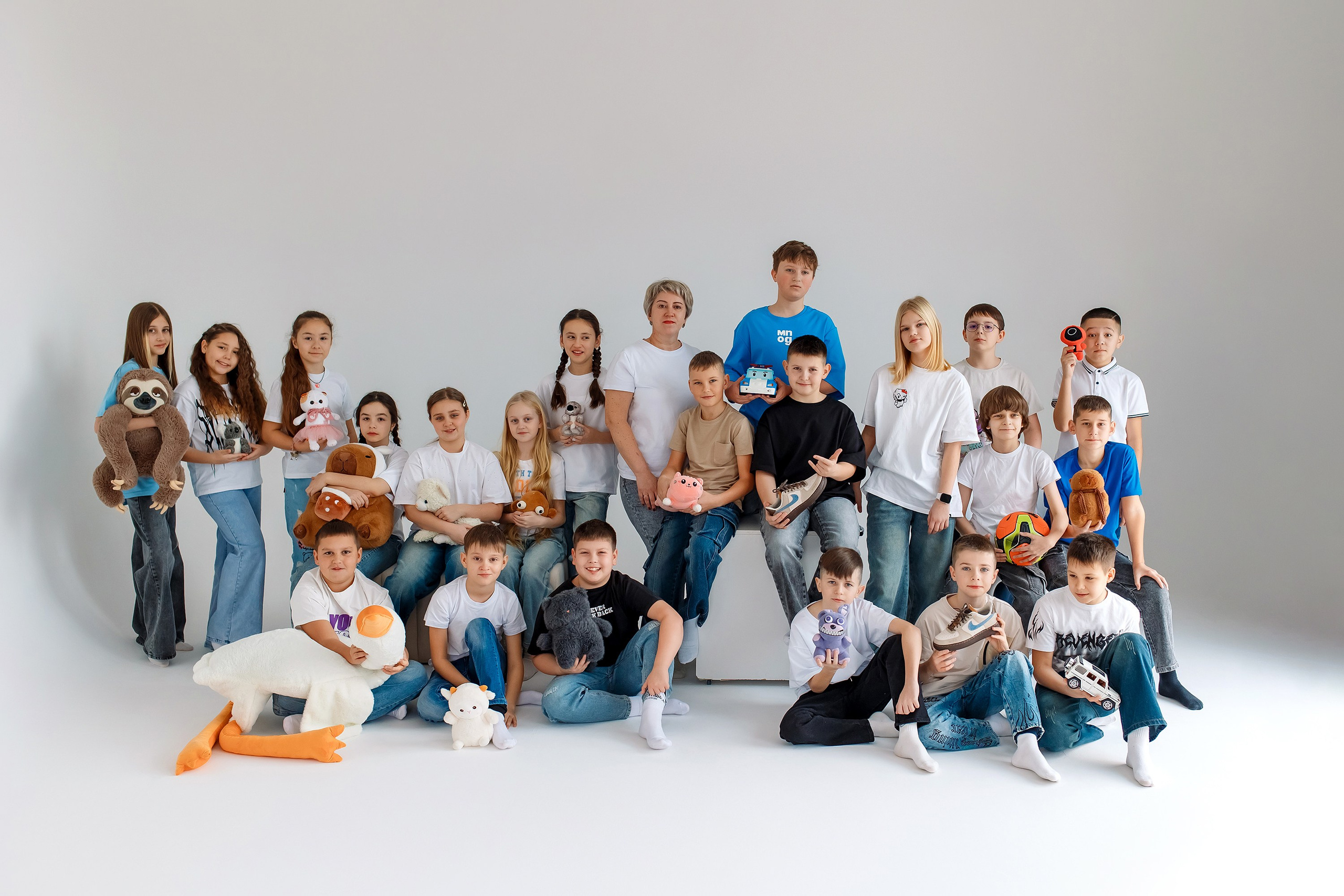 4 класс съемка в фотостудии. Фотограф Любовь Корниенко, Примоский край