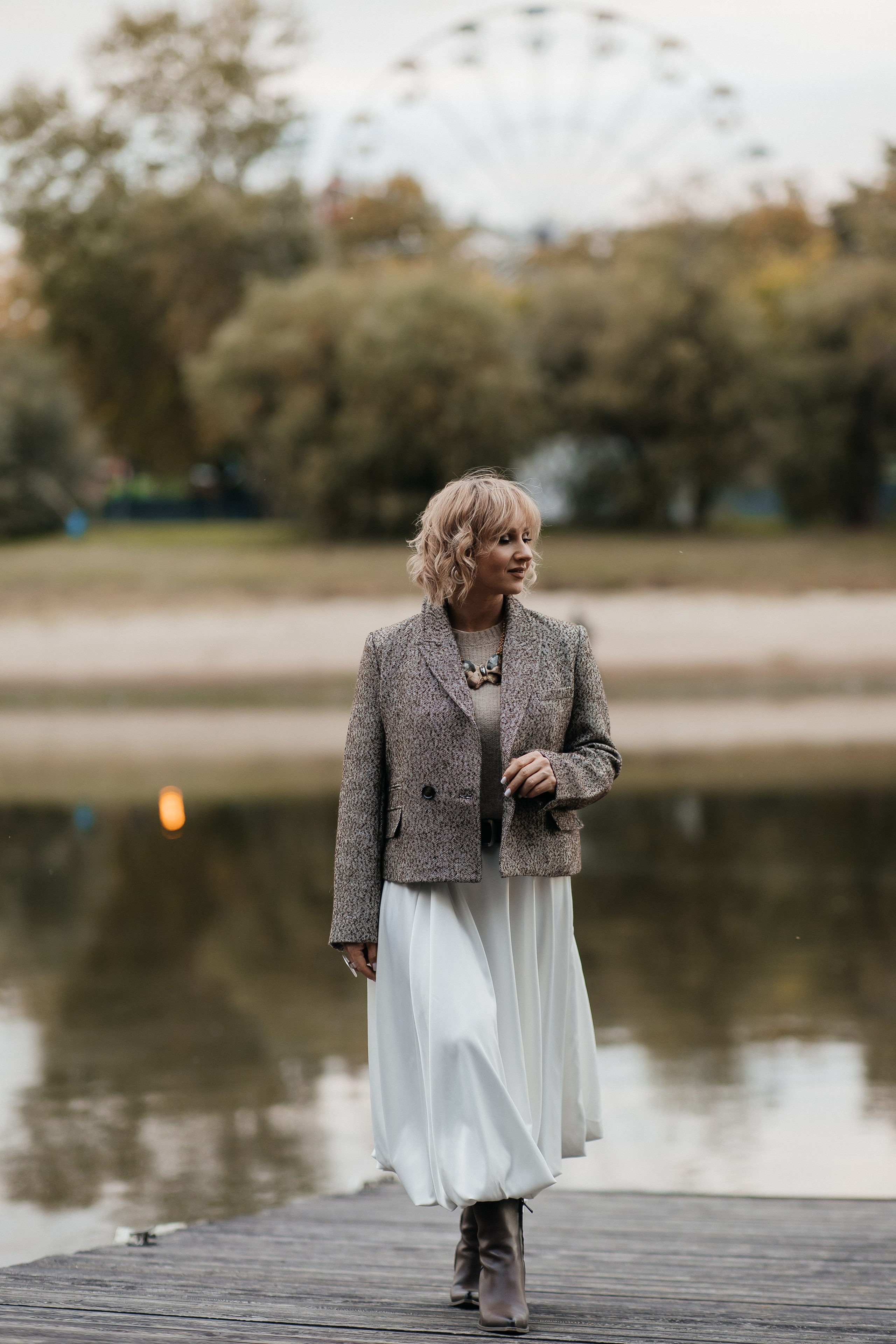 Маша и осень