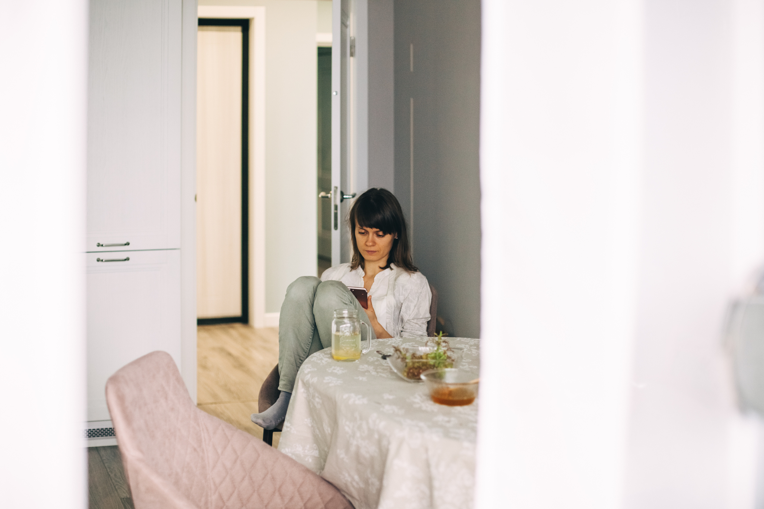 Юля и Даня. Обычный будний день. Семейный фотограф, фотограф родов, репортажей фотограф в Санкт-Петербу