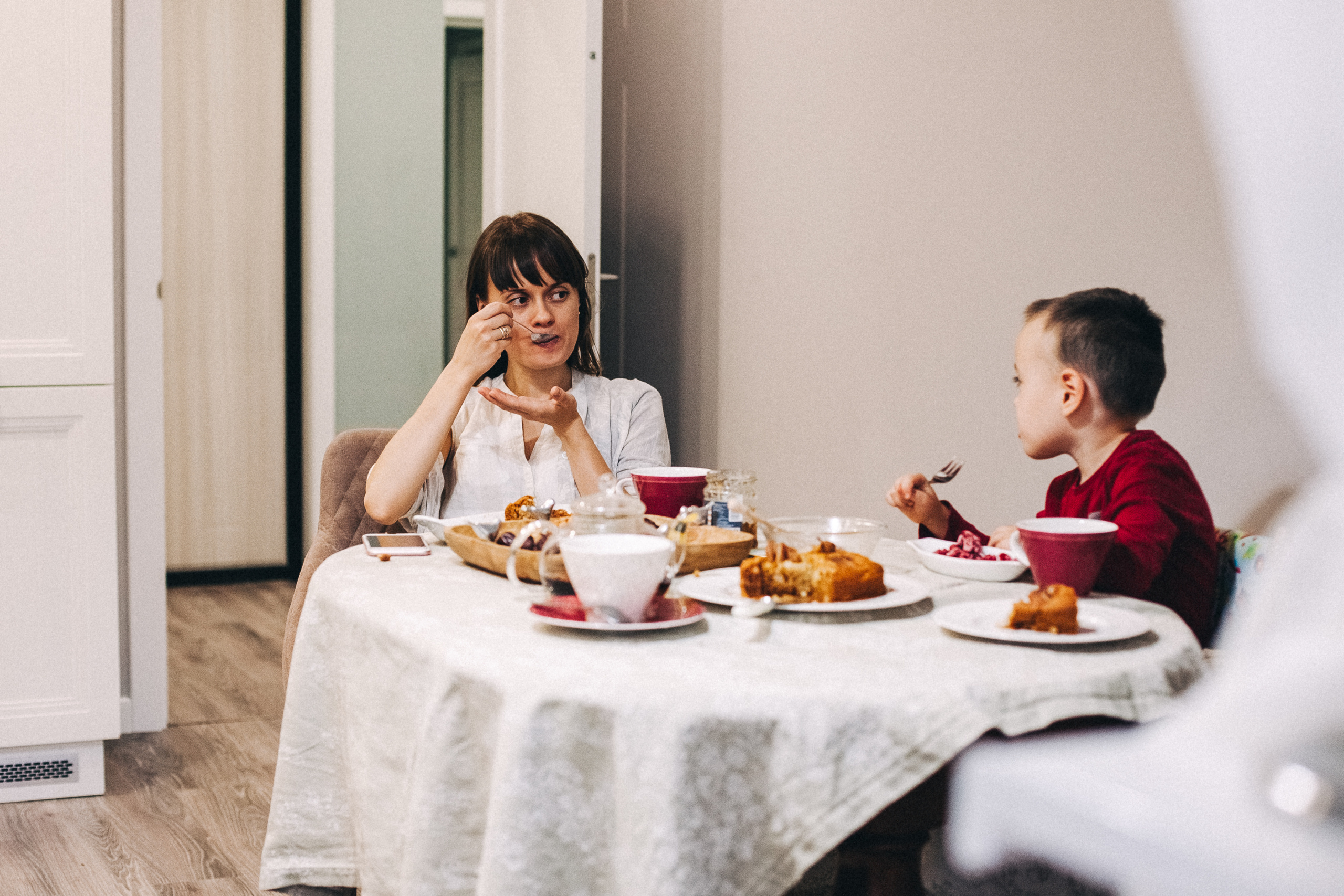 Юля и Даня. Обычный будний день. Семейный фотограф, фотограф родов, репортажей фотограф в Санкт-Петербу