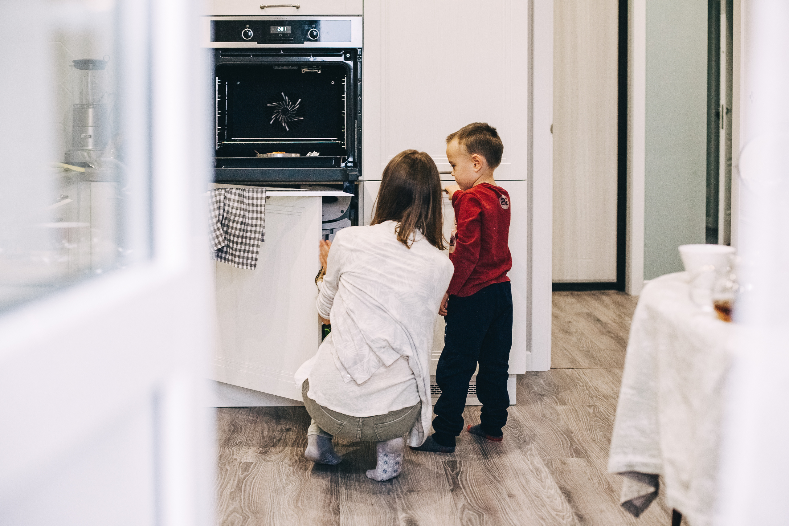 Юля и Даня. Обычный будний день. Семейный фотограф, фотограф родов, репортажей фотограф в Санкт-Петербу