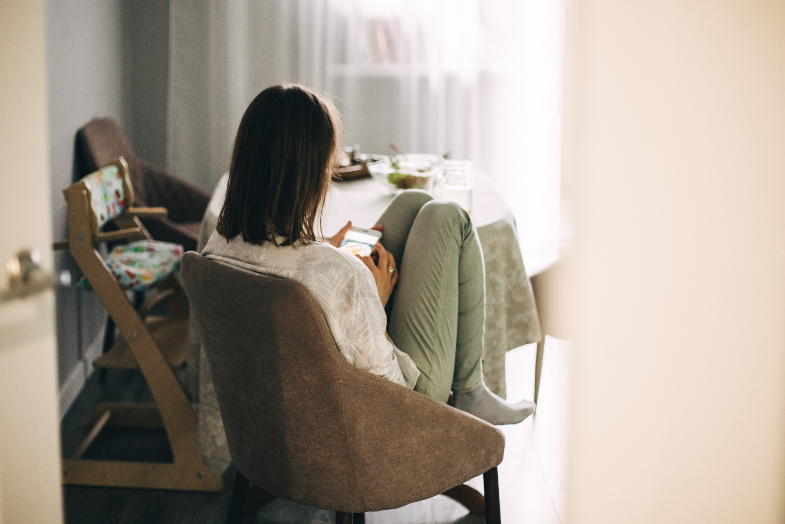 Юля и Даня. Обычный будний день. Семейный фотограф, фотограф родов, репортажей фотограф в Санкт-Петербу